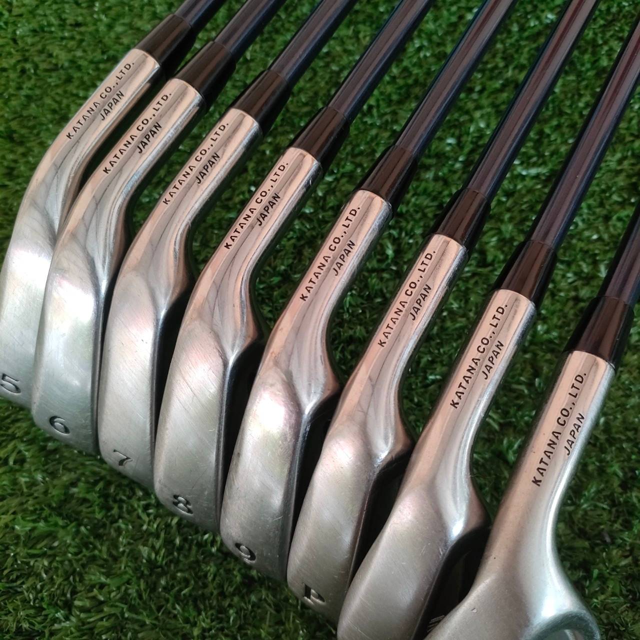 ชุดเหล็ก KATANA SWORD AX500 มีเหล็ก 5 - 9 เเละ PW AW SW ก้าน SWORD 352 DREAMY DISTANCE FLEX R เป็นชุดเหล็กพรีเมี่ยมญี่ปุ่นที่หน้าเด้งมาก!! ไม้กอล์ฟมือสอง ของแท้ BY NakaraLuxurious