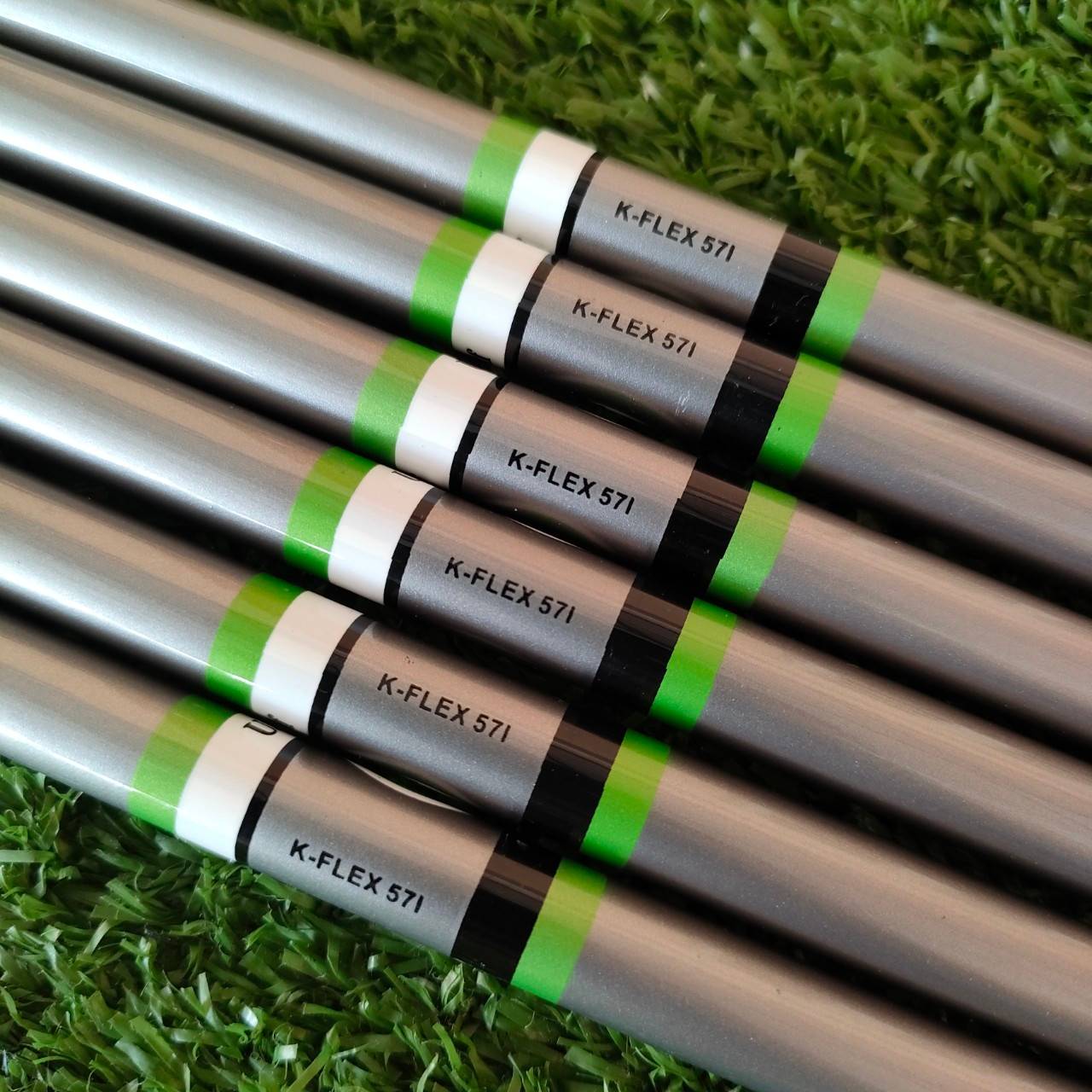 **ก้านไม้กอล์ฟเด็กสำหรับใส่ชุดเหล็ก** ก้าน U.S.KIDS GOLF ULTRA 57 LIGHT WT-15 ความยาว 33 นิ้ว มือหนึ่ง ของแท้ BY NakaraLuxurious