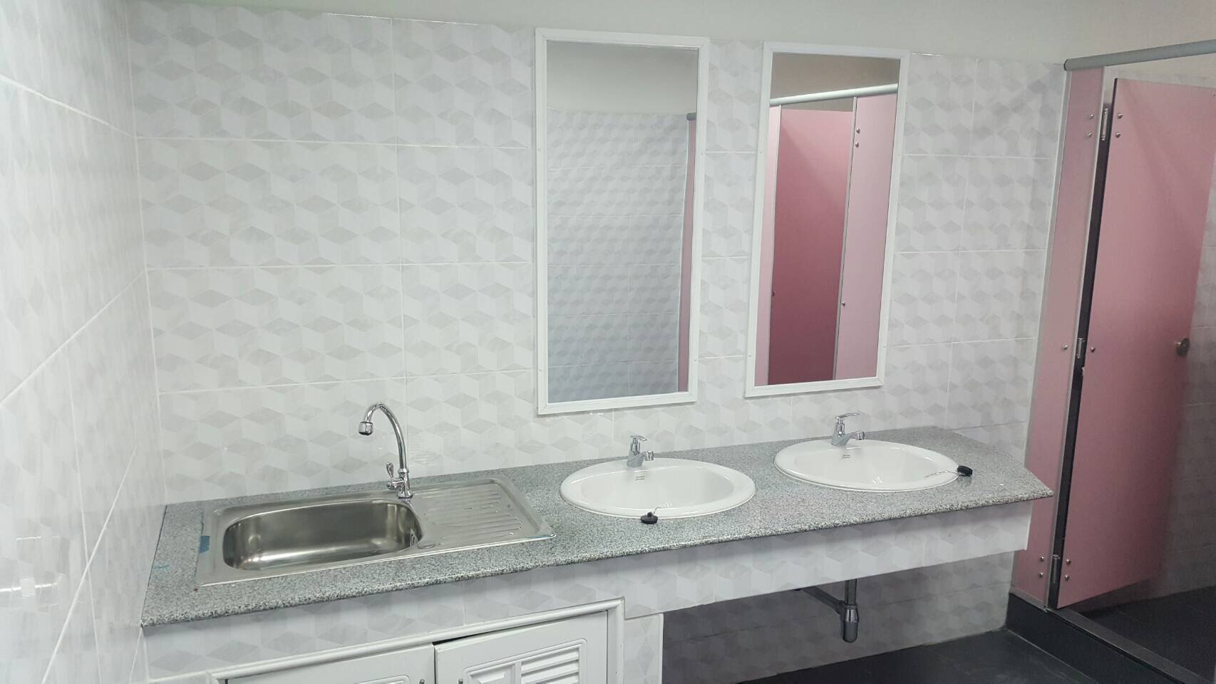 งานปรับปรุงห้อง และห้องน้ำ-ห้องส้วมอาจารย์สาขาโภชนาการและหน่วยสอบทานทรัพยากรสุขภาพ รพ.ศิริราช