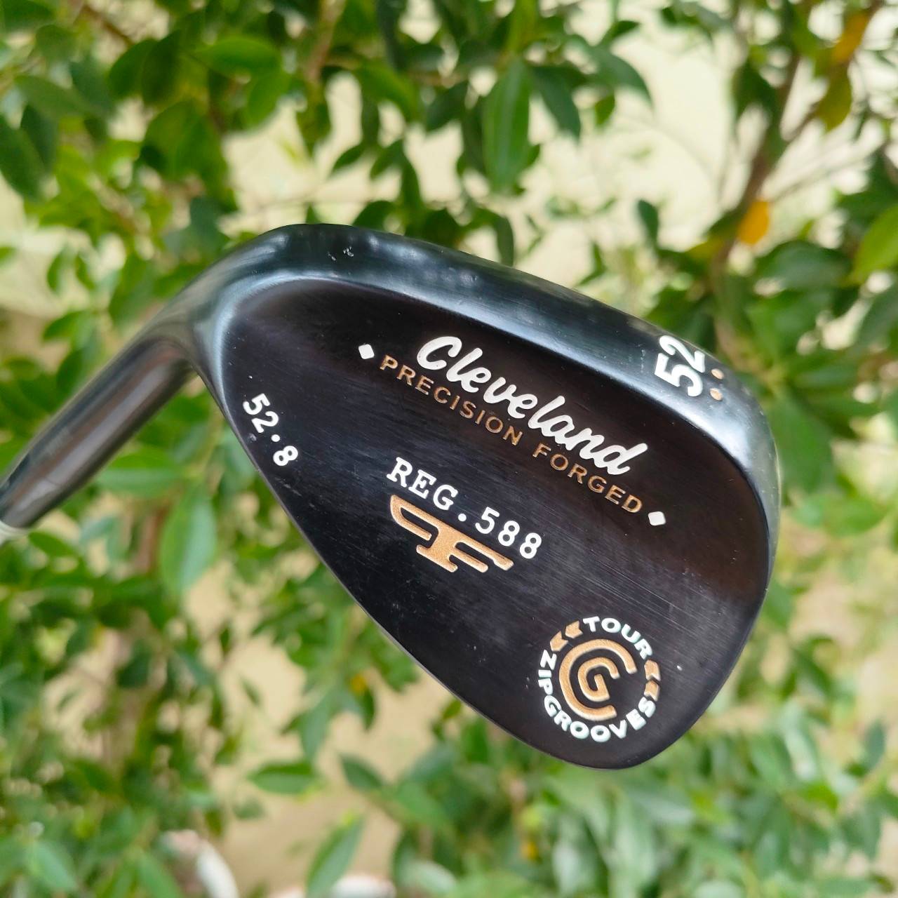 ** ไม้กอล์ฟสำหรับท่านที่ถนัดซ้าย ** WEDGE CLEVELAND REG .588 องศา 52 เบาท์ 08 ก้าน TC TOUR CONCEPT FLEX WEDGE ตัวโหดสุดๆ ไม้กอล์ฟพรีเมี่ยมมือสอง ของแท้ By NakaraLuxurious