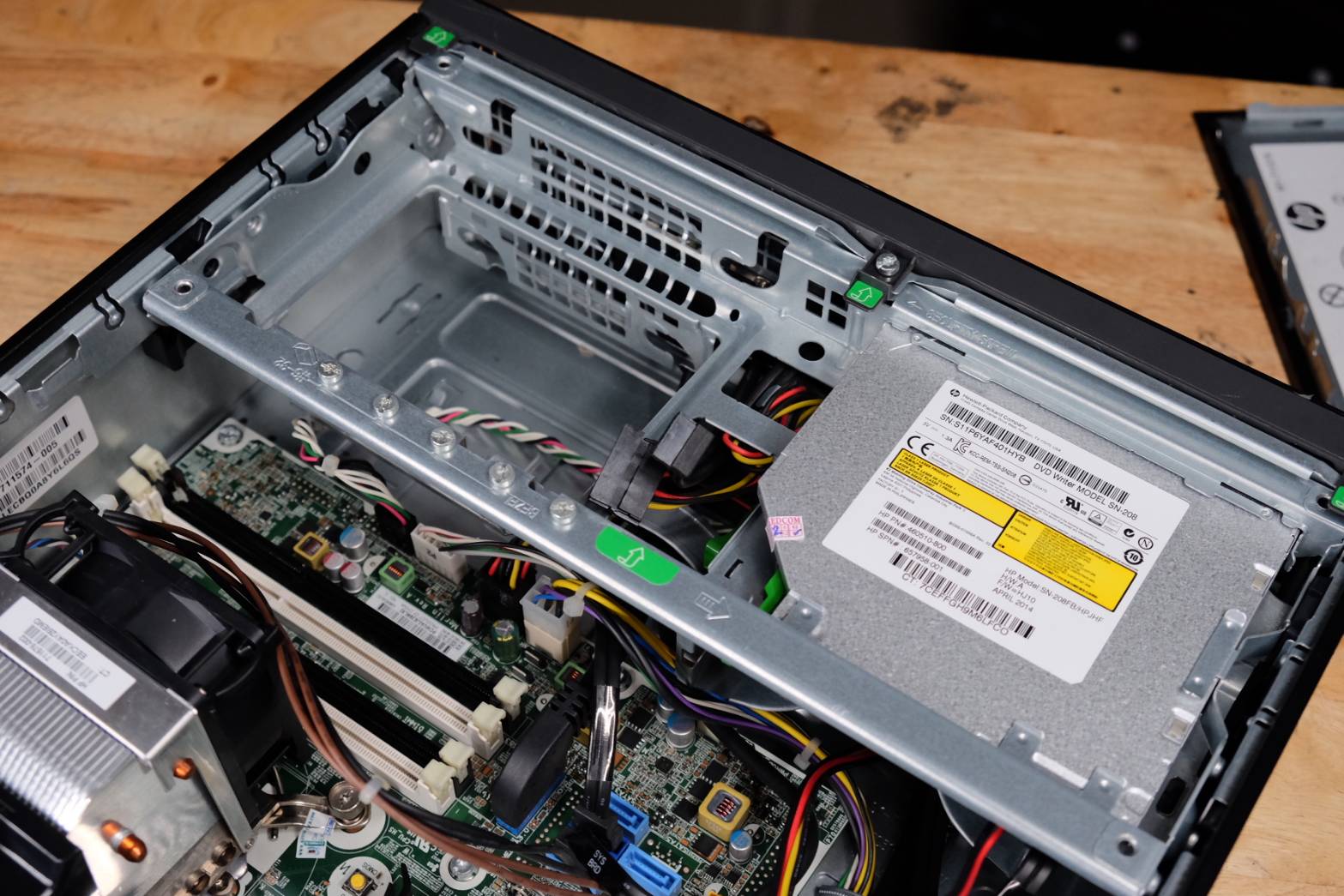 HP ProDesk 600 G1 SFF (Gen4) คอม พิวเตอร์แบบตั้งโต๊ะ CPU i7-4770 Ram 8 GB SSD 240 GB สินค้ามีประกัน
