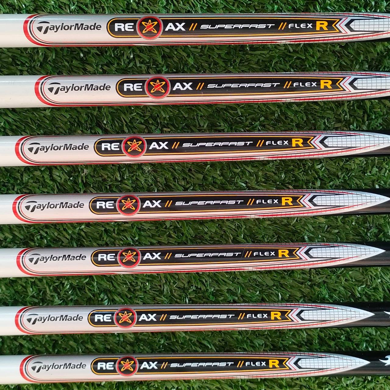 ชุดเหล็ก TAYLORMADE BURNER มีเหล็ก 5 - 9 เเละ PW SW ก้าน RE*AX SUPERFAST FLEX R เหล็กตระกูล BURNER เป็นตระกูลที่ ตีง่ายของ Taylormade ไม้กอล์ฟมือสอง ของแท้ BY NakaraLuxurious