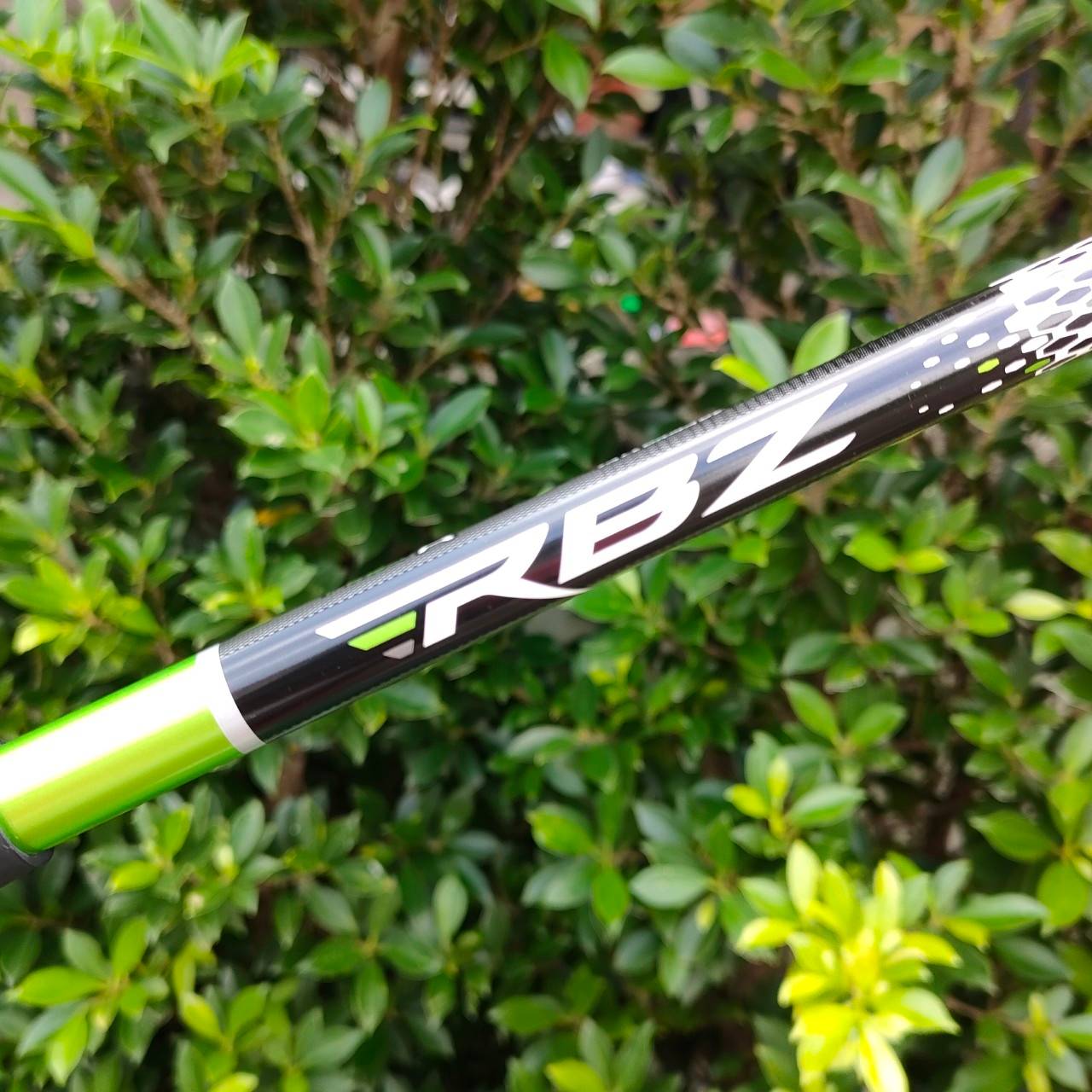 ชุดเหล็ก TAYLORMADE RBZ มีเหล็ก 4- 9 PW AW SW ชุด 9 ชิ้น ก้าน TAYLORMADE RBZ FLEX R เหล็กตีง่ายตีไกลและตีมันส์มาก