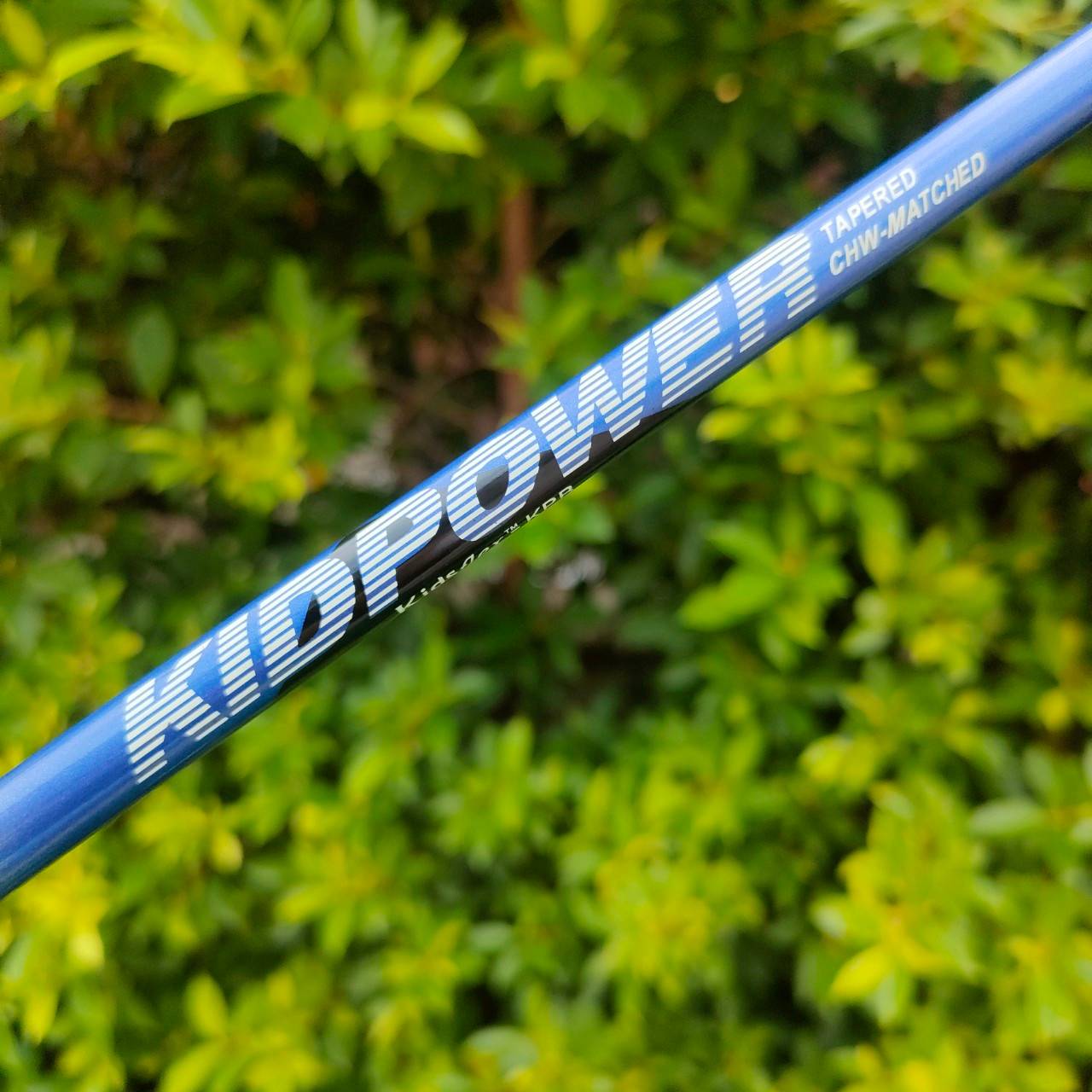 ** ไม้กอล์ฟสำหรับเด็ก ** มือซ้าย ** FW5 USKG ULTRALIGHT FLYER ความยาว 31 นิ้ว ก้าน KIDPOWER ** กริฟเสือมสภาพ ** มีกริพใหม่แถมให้ ** ดีที่สุดสำหรับๆน้องๆนักกอล์ฟเยาชน!! มือหนึ่ง ของแท้ BY NakaraLuxurious