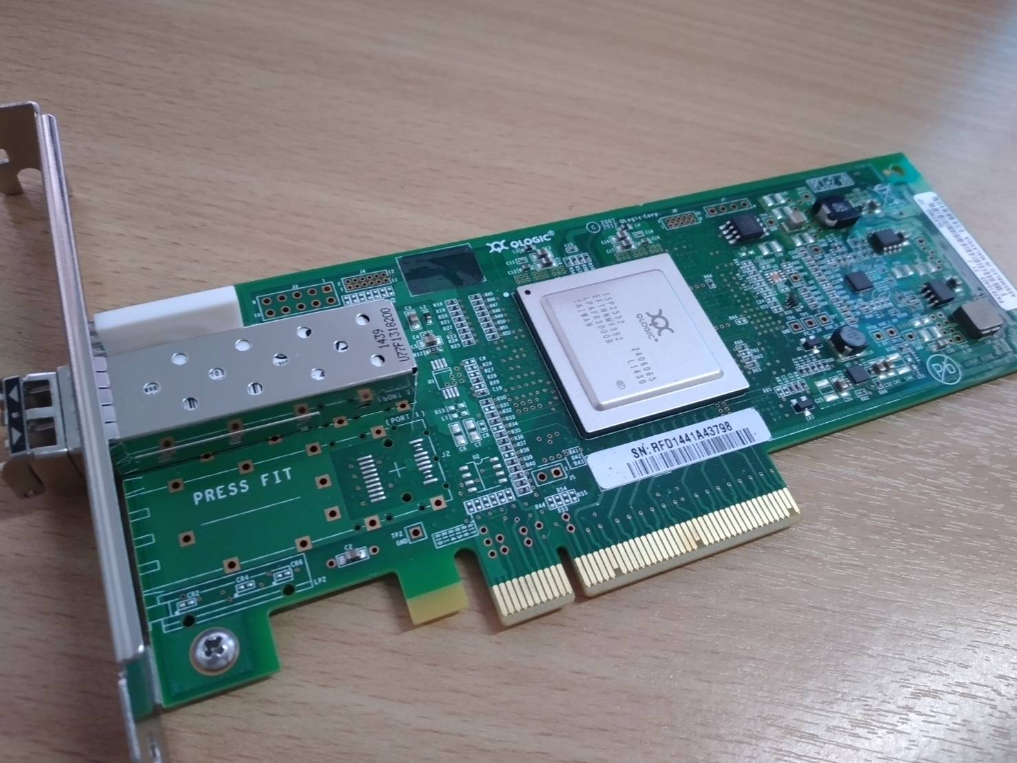 HP Qlogic QLE-2560-8Gb Single Port FC HBA-Part 489190-001 AK344A +8G Transceiver