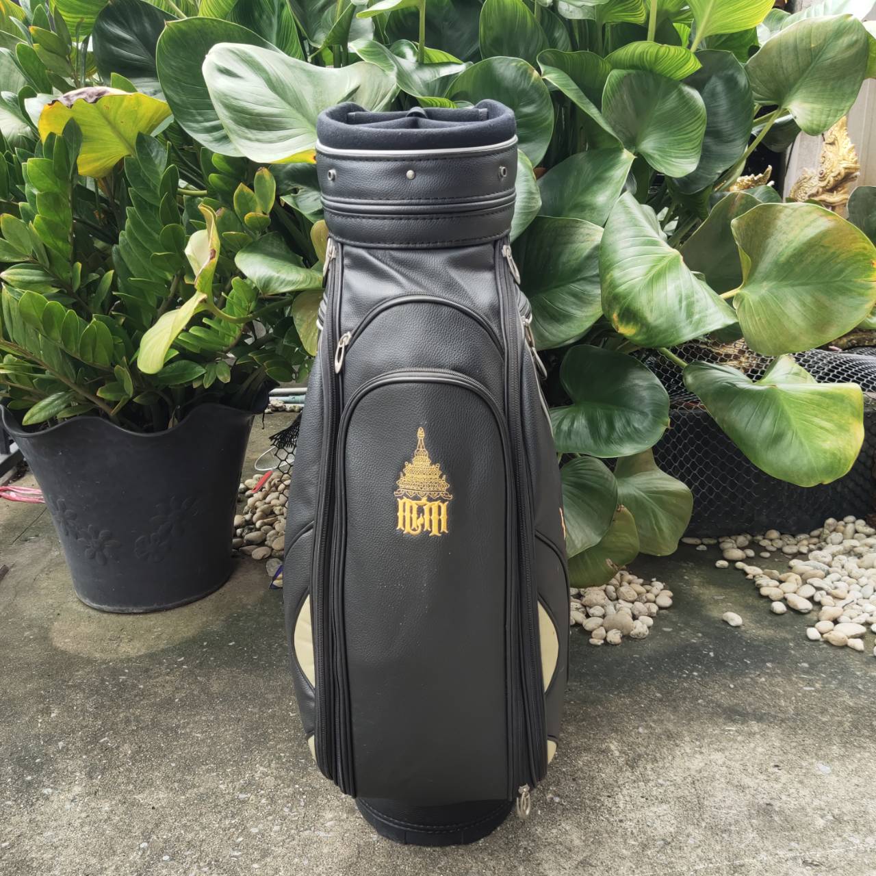 ถุงกอล์ฟ Customs ของแท้ มือสอง สภาพสวยพร้อมใช้ วัสดุดี แข็งแรง ถุง TOUR ใส่ไม้ครบครัน