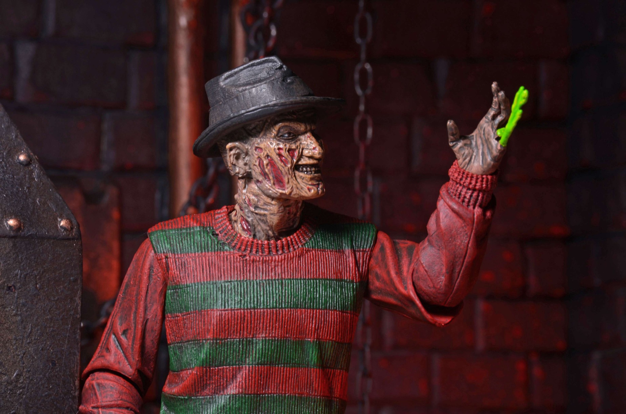 [สั่งจอง]Neca 7" : Ultimate Freddy 30th Anniversary