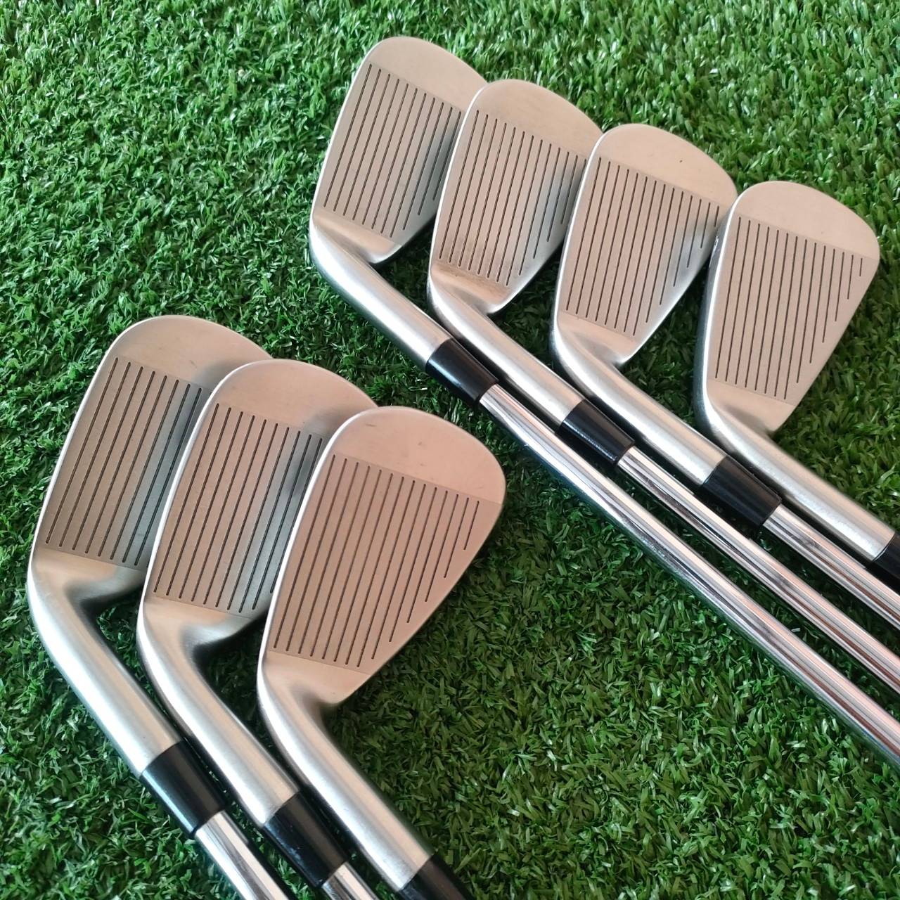 ชุดเหล็ก CALLAWAY X22 TOUR มีเหล็ก 4-9 เเละ PW ก้าน PROJECT X 5.0 ทั้งชุด ตีง่ายมากตามสไตล์ Callaway วัสดุพรีเมี่ยม ก้านก็ดีมาก ลดการสั่น ตีแม่นยำมั่นคง!!ไม้กอล์ฟมือสอง ของแท้ BY NakaraLuxurious