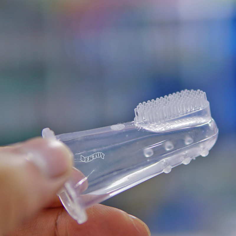 Attoon แอทตูน แปรงซิลิโคนนวดเหงือก ทำความสะอาดช่องปาก