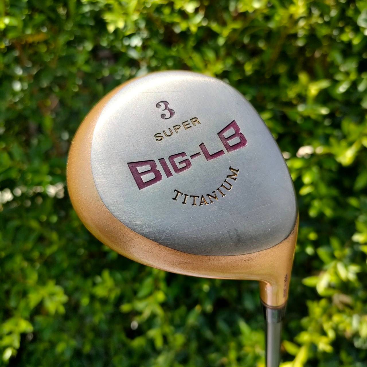 FW3 HONMA SUPER BIG -LB TITAMIUM ก้าน FEATHER WEIGHT FLEX R-1 ** ก้านระดับ 4 ดาว ** ตัวนี้เด็ดสุดๆคือเป็นก้านระดับ 4 ดาว ซื้อเอาเฉพาะก้านยังคุ้ม หัวไทเทเนี่ยมใหญ่ ตีดีมากๆ สุดหรูเลยครับ HIROHONMA เว็บสะสมต่างประเทศราคาหลักหมื่นขึ้นครับ