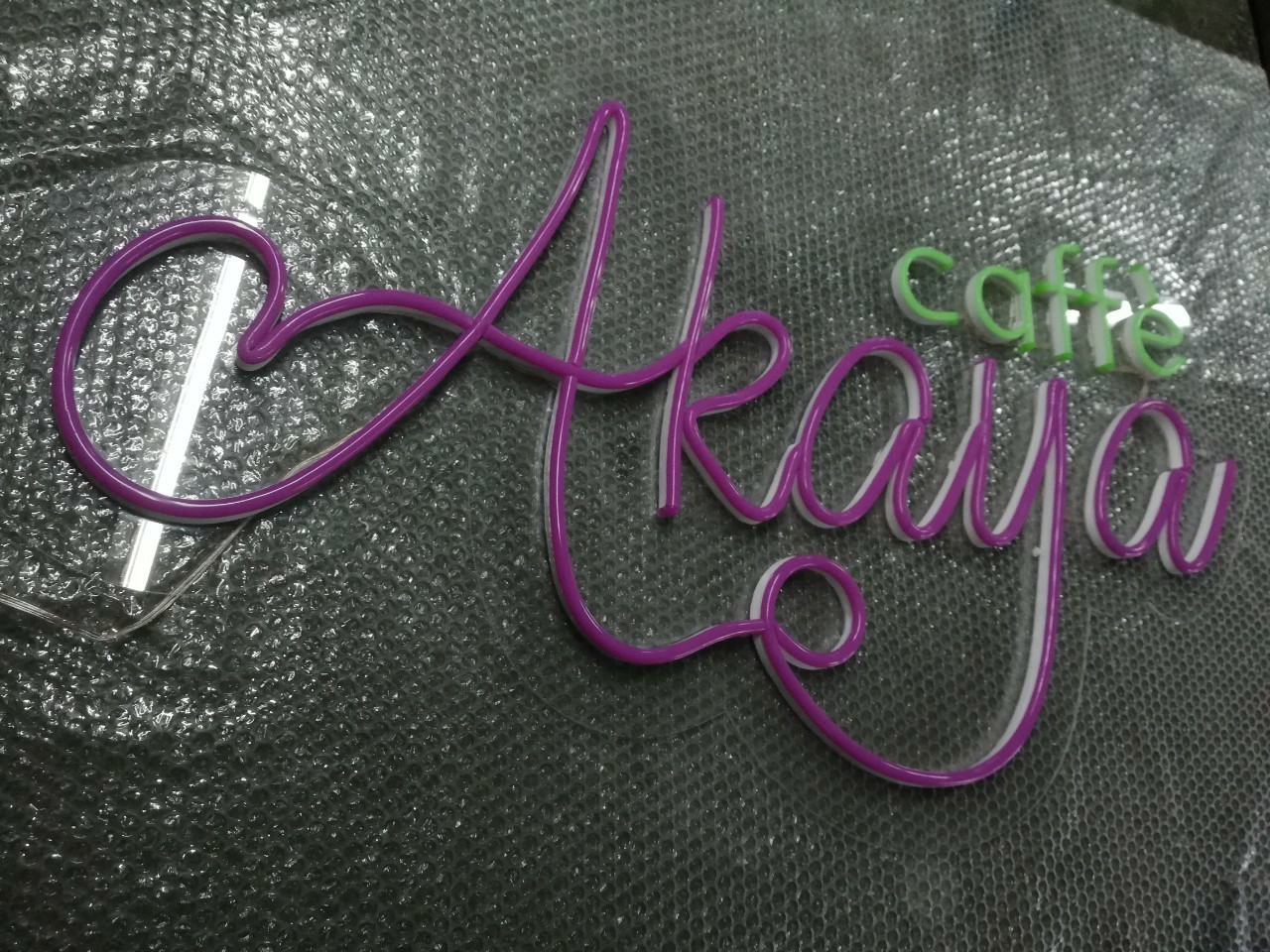 ป้ายไฟนีออน