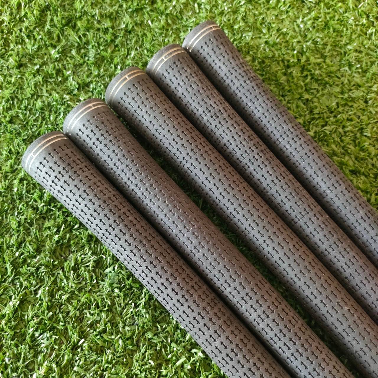 **ราคาต่อชิ้น** GRIP U.S. KG ของใหม่!! กริพสำหรับเด็กที่ดีที่สุดในโลก ของแท้ ของศูนย์ หายาก!! มือหนึ่ง ของแท้ BY NakaraLuxurious