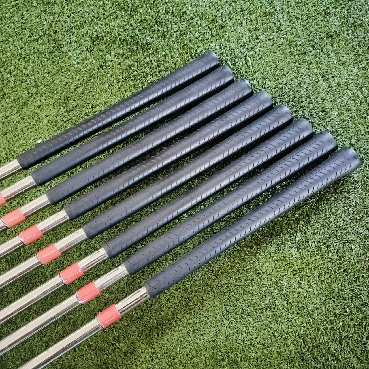 ลดล้างของ!!!ถูกสุดขีด!!! . ชุดเหล็ก Taylormade RAC HT มีเหล็ก 3 4 5 6 7 8 9 PW ก้าน Taylormade FLEX S ใบใหญ่ตีง่ายมากตีไกลกว่าปกติ 1 เหล็กเลยค่ะ ไม้กอล์ฟพรีเมี่ยมมือสอง ของแท้ By NakaraLuxurious
