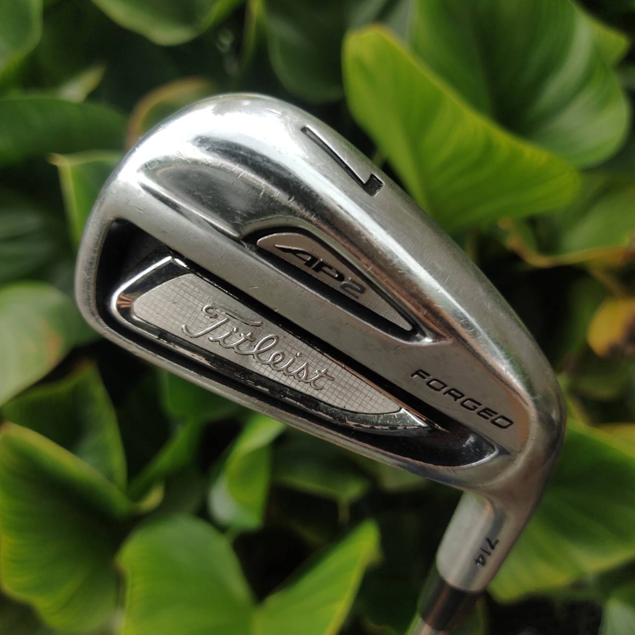 เหล็ก 7 Titleist AP2 FORGED 714 เทคโนโลยี Forged Cavity Back