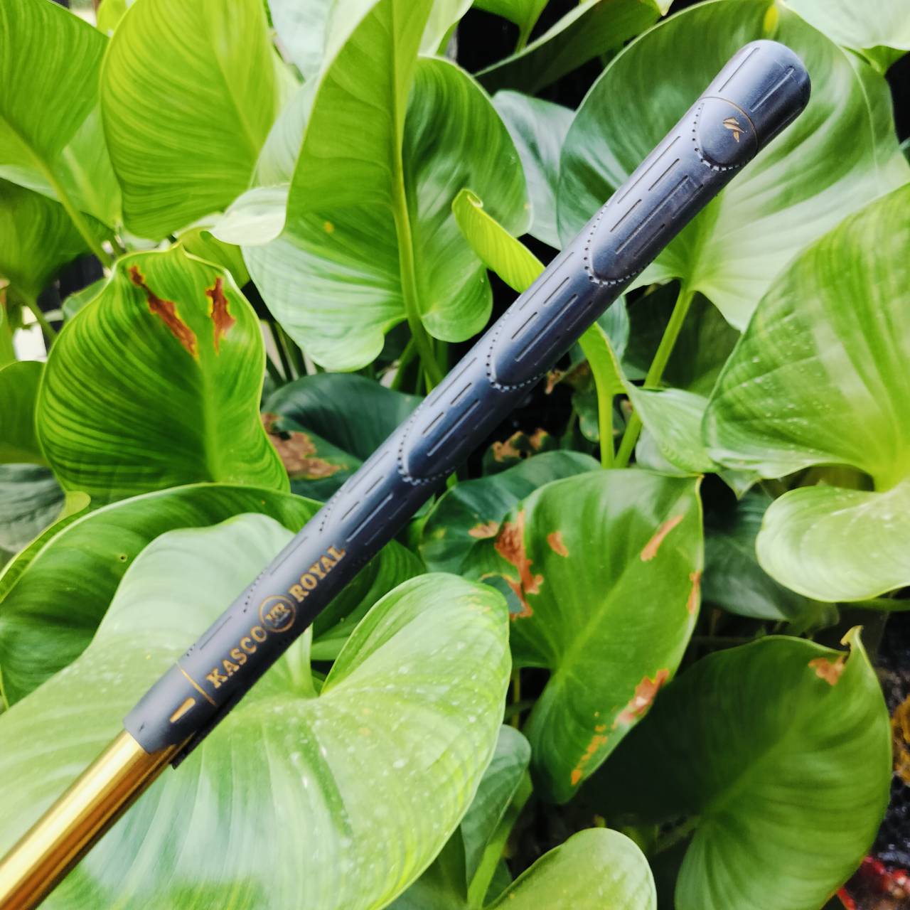 FW3 KASCO ROYAL องศา 15 ก้านเบา 49 กรัม FLEX R มี COVER แท้ ตัว ROYAL เป็นตัวที่ KASCO ผลิตออกมา แบบพรีเมี่ยม หรูหราที่สุด ไม้กอล์ฟพรีเมี่ยมมือสอง ของแท้ By NakaraLuxurious