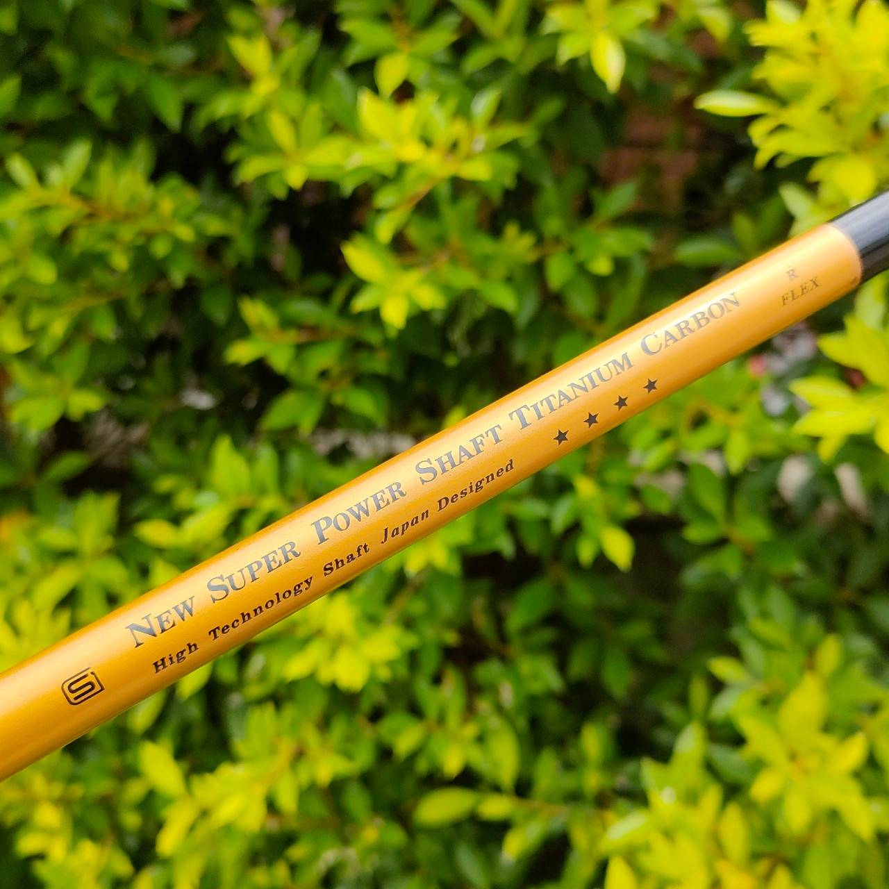 ชุดเหล็ก CLASSIC SS-202 H 4 ดาว มีเหล็ก 4-9 เเละ PW SW ก้าน NEW SUPER POWER SHAFT FLEX R เหล็ก CAVITY ลึก ตีง่ายตีสบาย ก้านกราไฟต์ 4 ดาว เบาและนุ่มเป็นเหล็กที่ตีสบาย!!! ไม้กอล์ฟมือสอง ของแท้ BY NakaraLuxurious