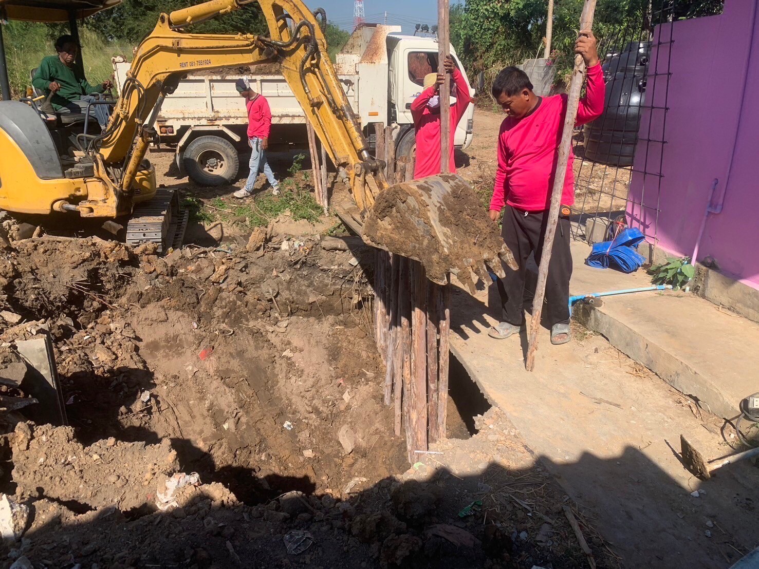 งานสร้างห้องน้ำ รร.วัดหนองเสือ อ.บ้านโป่งจ.ราชบุรี