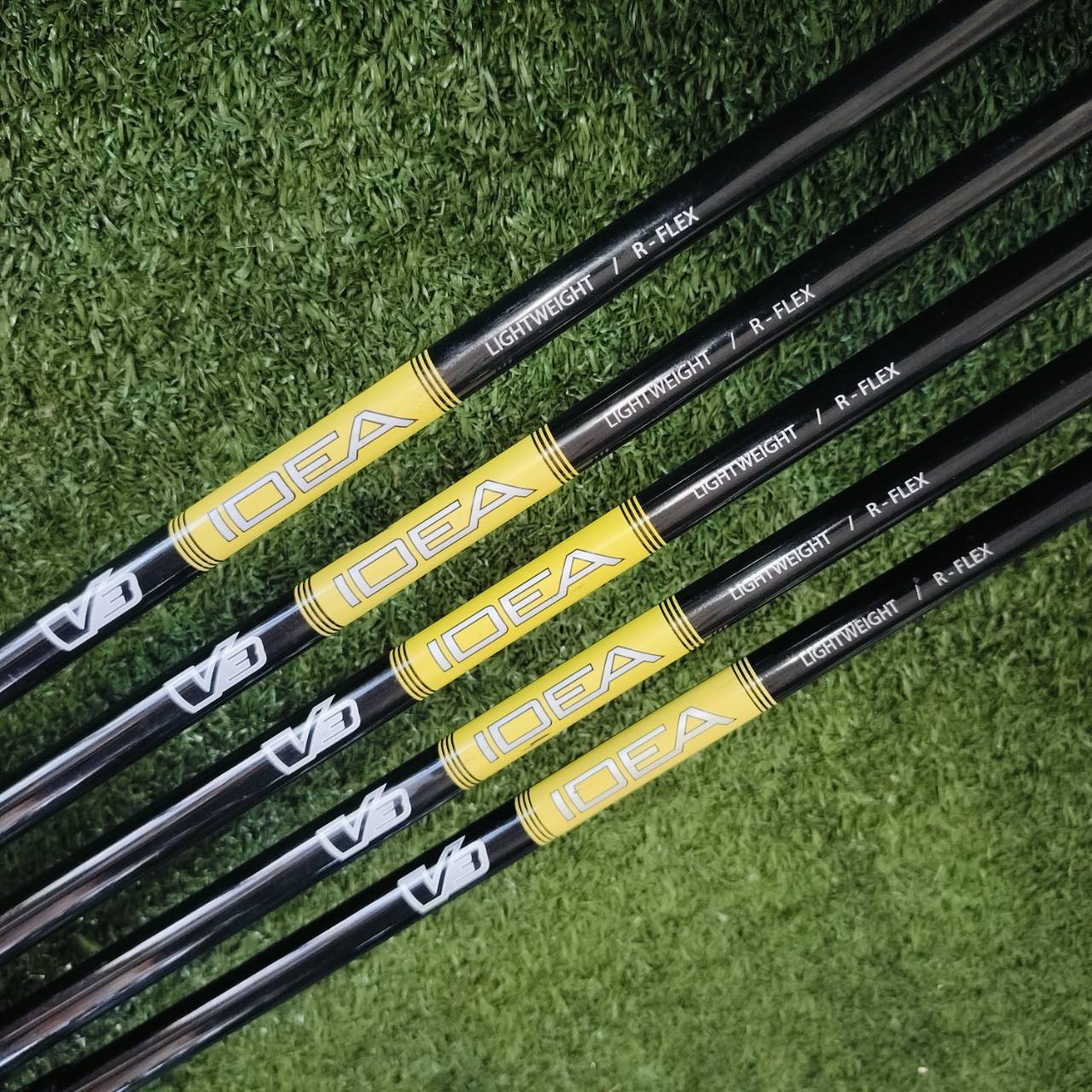 ชุดเหล็ก HYBRID ทั้งชุด!!! Adams Idea Tech V3 irons ชุดเหล็กที่ตีง่ายมากๆๆ และ ตีไกลกว่าเหล็กทั่วไป ไม้กอล์ฟพรีเมี่ยมมือสอง ของแท้ By NakaraLuxurious