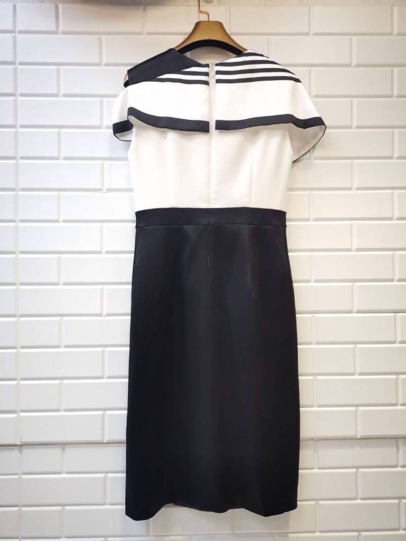 ปรับราคาลง 50% 2MUAY PREMIUM DRESS ชุดเดรสออกงาน ชุดเดรสลูกไม้ ชุดทำงาน ONE SIDE COLD SHOULDER DRESS รุ่น AK90169 สีขาวดำ