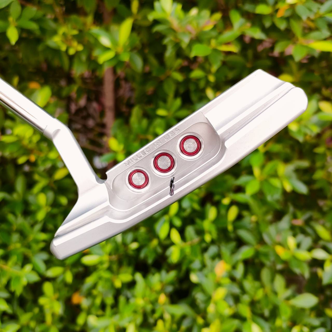 PUTTER SCOTTY CAMERON SPECIAL SELECT NEWPORT 2.5 ความยาว 33 นิ้ว สภาพสวยนางฟ้า มาพร้อม COVER เดิมแท้ สภาพ 95% รุ่นใหม่ล่าสุด ปี 2022!! ไม้กอล์ฟมือสอง ของแท้ BY NakaraLuxurious