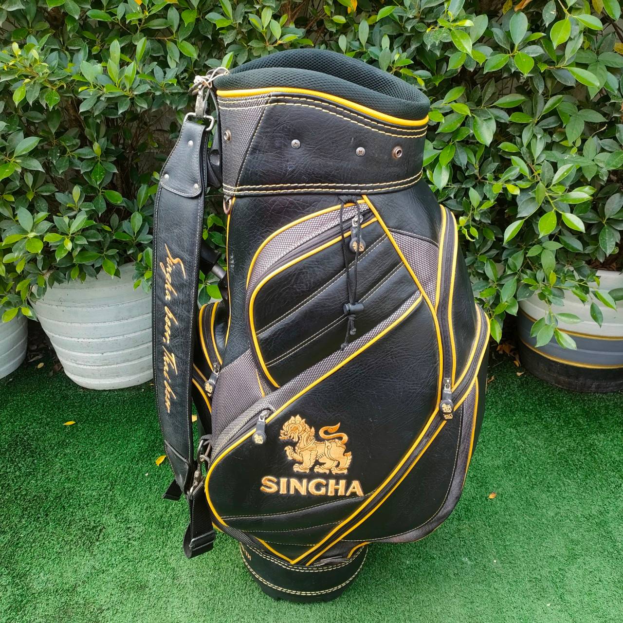 ถุงกอล์ฟ SINGHA มือสอง ถุง TOUR ใบใหญ่ ใช้ดีมากๆ