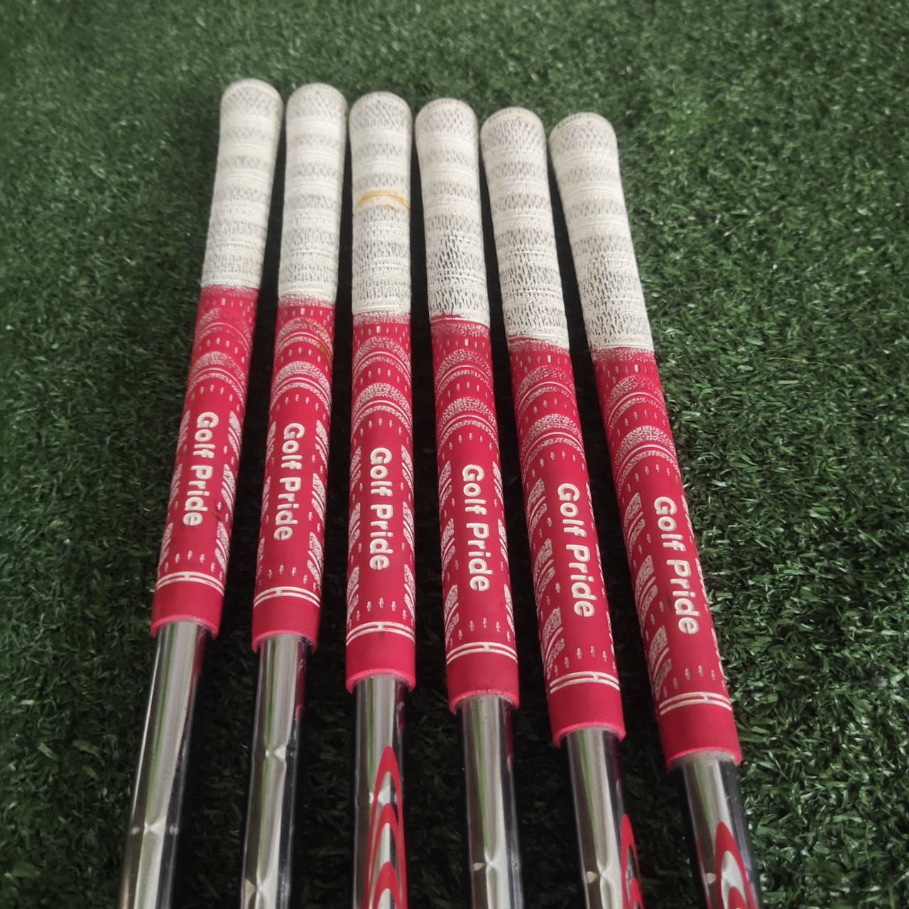 TOURSTAGE X-BLADE CB แค่ชุดแต่ง ราคาก็แพงหูฉีกแล้วค่ะ!! ปลอกคอแต่งทั้งชุด กริพ GOLF PRIDE ทั้งชุด