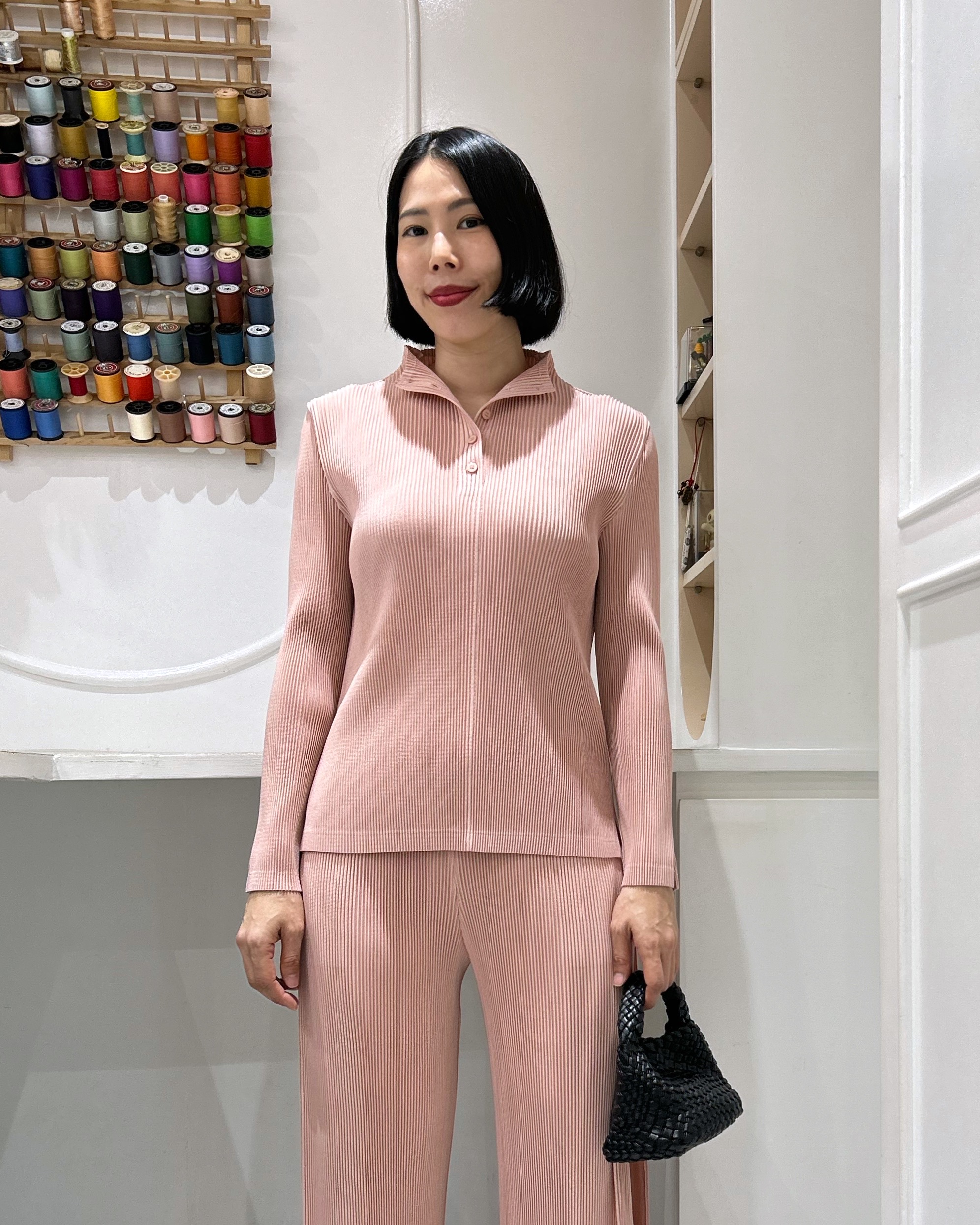 2MUAY รุ่น GJO11551 เสื้ออัดพลีท THICK HIGH NECK BUTTON FRONT PLEATED TOP 8 สี FREE SIZE