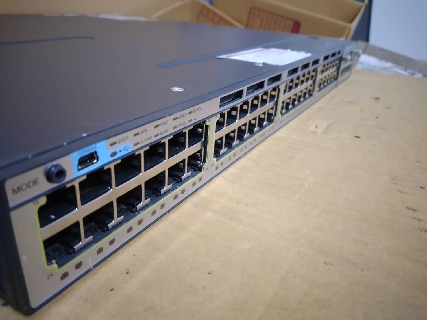 Cisco WS-C3750X-48PF-S • 48 Port PoE 3750X Gigabit Switch Power 1100W x2