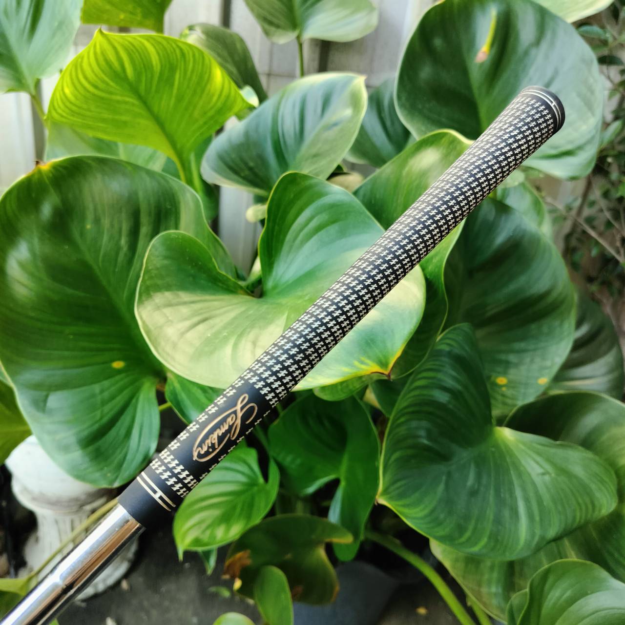 เหล็ก1 BEN HOGEN EDGE **หายากมาก** เป็นเหล็ก FORGED สุดพรีเมี่ยม นุ่มมากๆ ก้าน APEX FLEX R กริพ LAMKIN สภาพดี ไม้กอล์ฟพรีเมี่ยมมือสอง ของแท้ By NakaraLuxurious