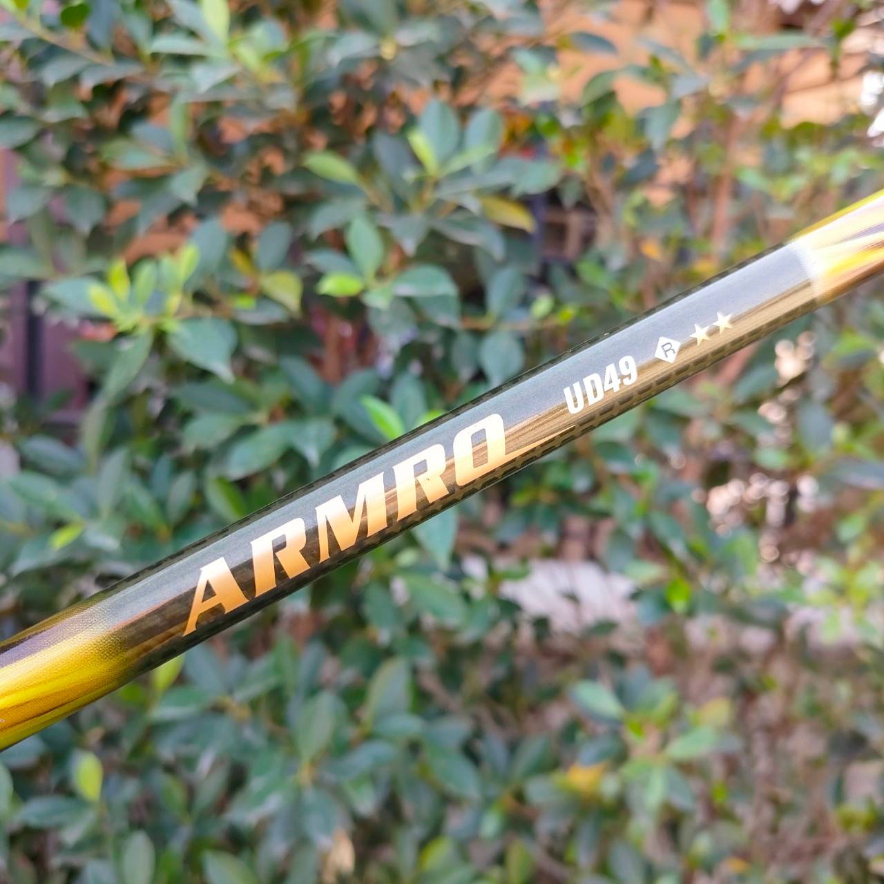 DRIVER HONMA BERES MG710 องศา10 ก้าน ARMRO UD49 FLEX R ** ก้านระดับ2 ดาว ** ** มีตำหนิ ตรงคอไม้กอล์ฟ มีรูปให้ชมท้ายสุดค่ะ **