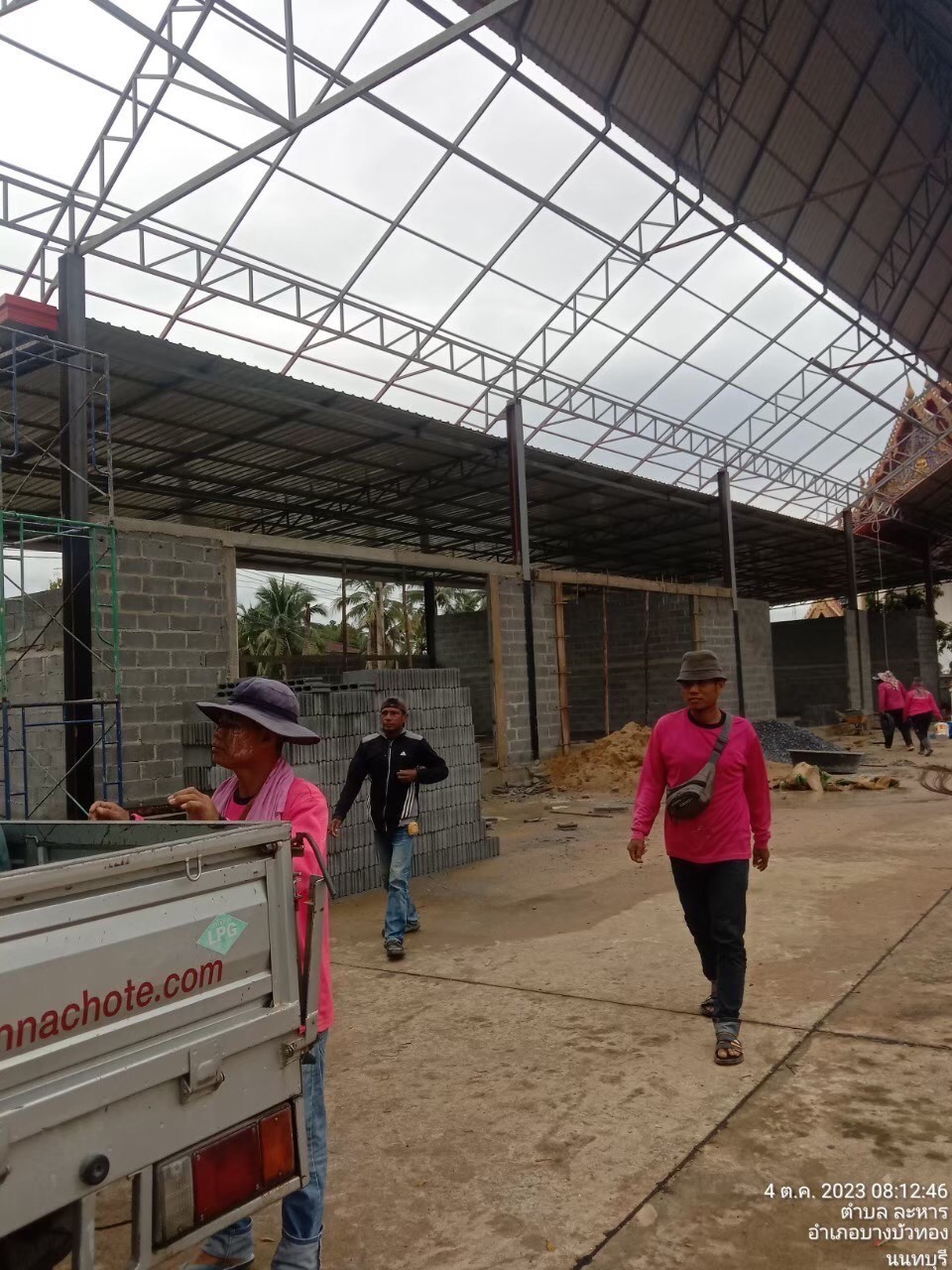 งานสร้างหลังคาคลุมเมรุ วัดบางแพรก