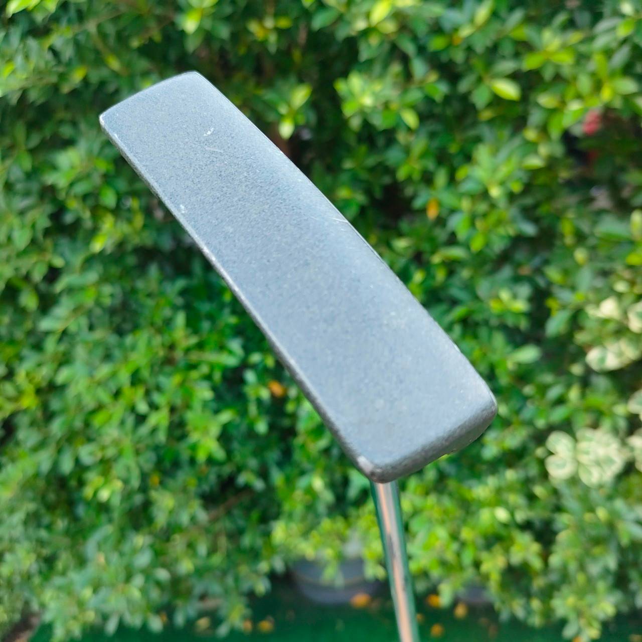 PUTTER TAYLORMADE PRO FORMANCE ความยาว 34 นิ้ว เอกสิทธิ์เฉพาะของแบรนด์ Taylormade ออกแบบให้บล๊านซ์มาก!! ไม้กอล์ฟมือสอง ของแท้ BY NakaraLuxurious