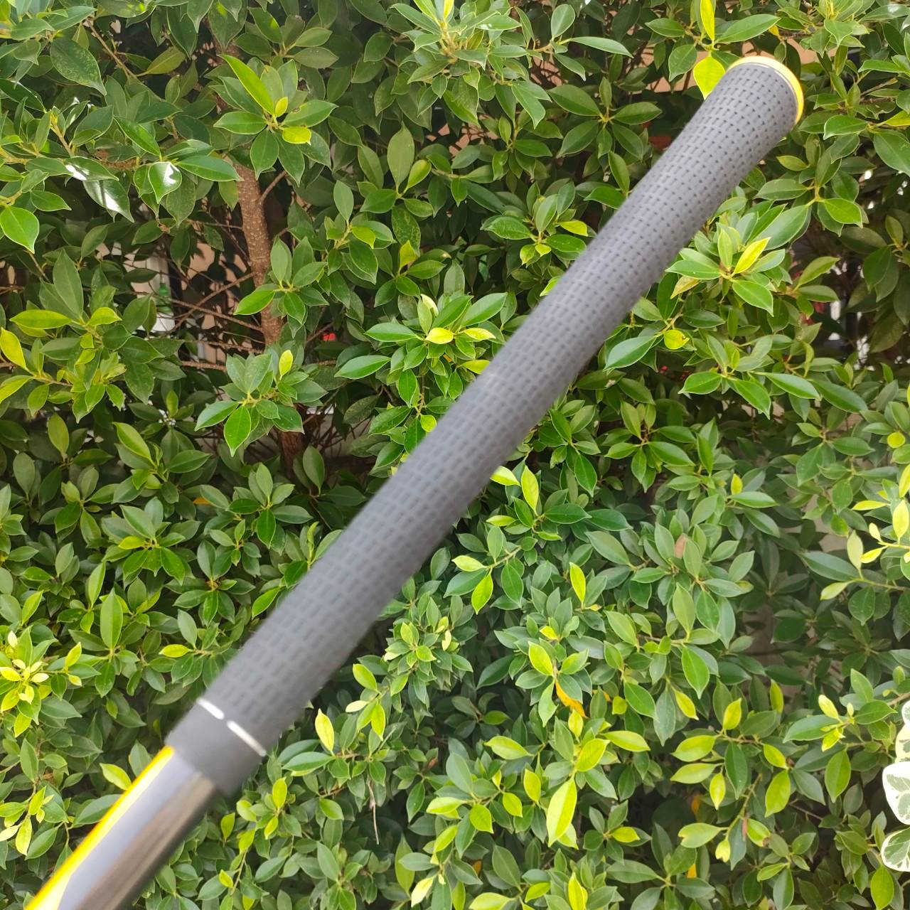 FW5 TAYLORMADE RBZ STAGE2 องศา 19 ก้าน TM1-213 RBZ FLEX R ตีดีมากๆ และตีไกลมาก!! เพราะตรงสันไม้มี POCKET ขนาดใหญ่!! ทำให้เกิดสปริง เด้งมากๆ ตีง่ายและไกล!! ไม้กอล์ฟมือสอง ของแท้ BY NakaraLuxurious