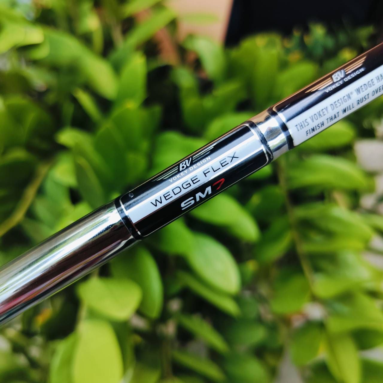 WEDGE Titleist SM7 BLACK องศา 58 BONCE 08 M Grind เจียรแต่งใบ WEDGE ให้สามารถ เล่นได้หลายรูปแบบมากขึ้น SPIN MILLED สวยมาก ให่สปินมากกว่ารุ่นก่อนๆอย่างมาก ไม้กอล์ฟพรีเมี่ยมมือสอง ของแท้ By NakaraLuxurious