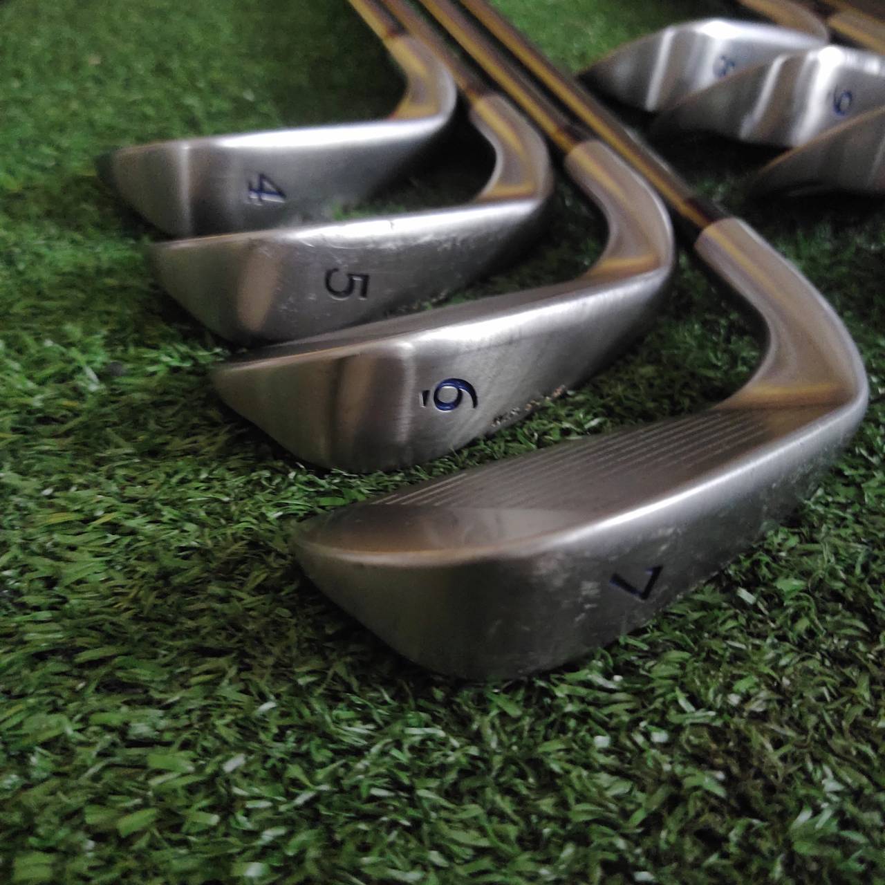 ชุดเหล็กสำหรับคุณผู้หญิง! MIZUNO EURUS EG-175 Lady ตัวช่วยเยอะมาก ตีง่าย สายญี่ปุ่นแท้ๆ