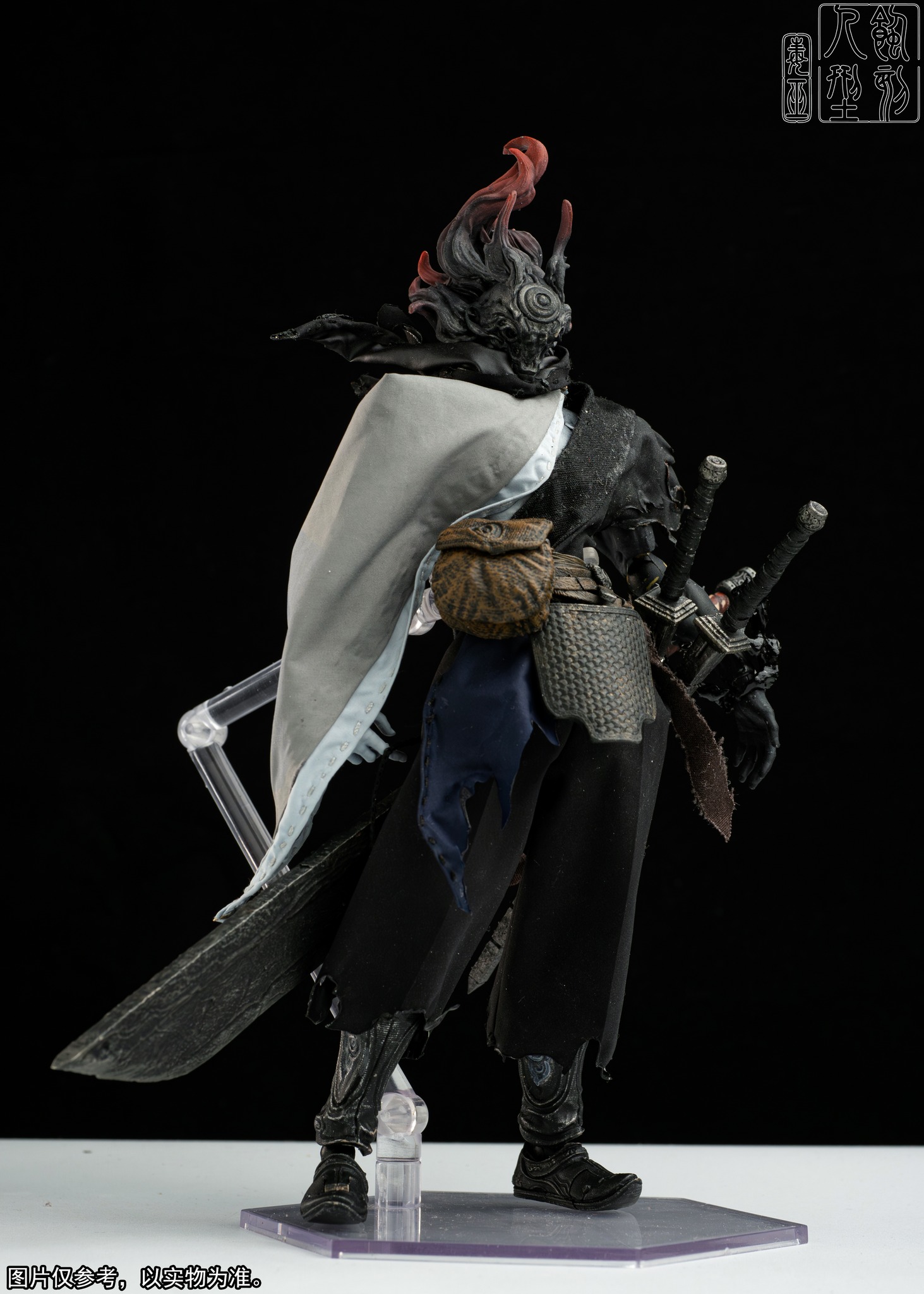 [สั่งจอง]Etched Humanoid 1/12 : “The Witch” Zhang Qing - Calligraphy Edition