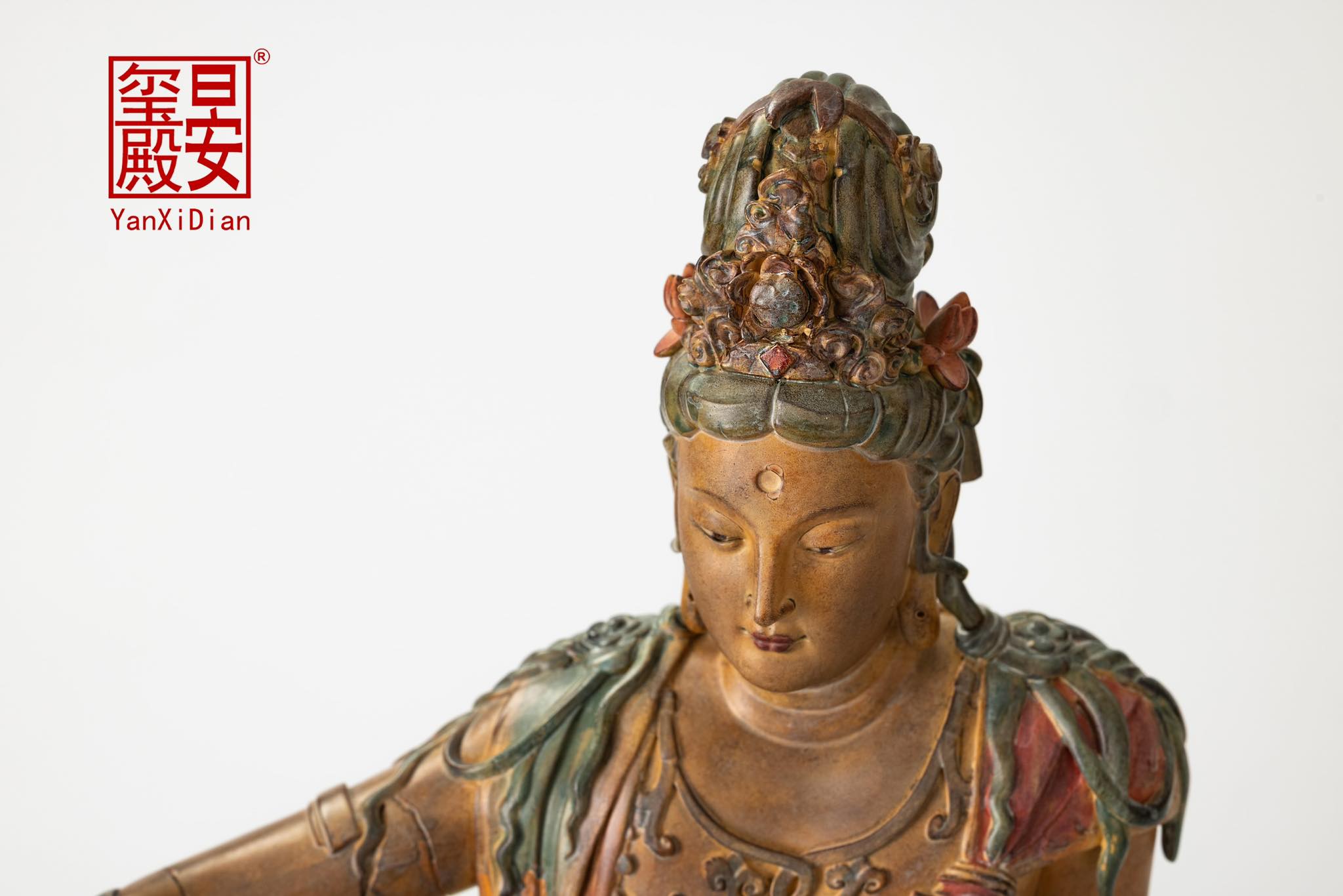 [สั่งจอง] Yan Xi Dian : Liao Song Water-moon Avalokiteshvara Statue