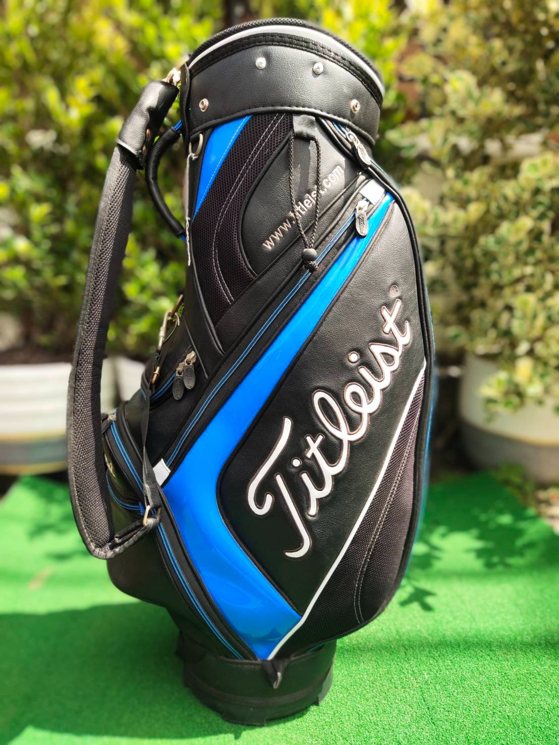 ถุงกอล์ฟ Titleist สวยเลยครับ สภาพเดิมๆมาก