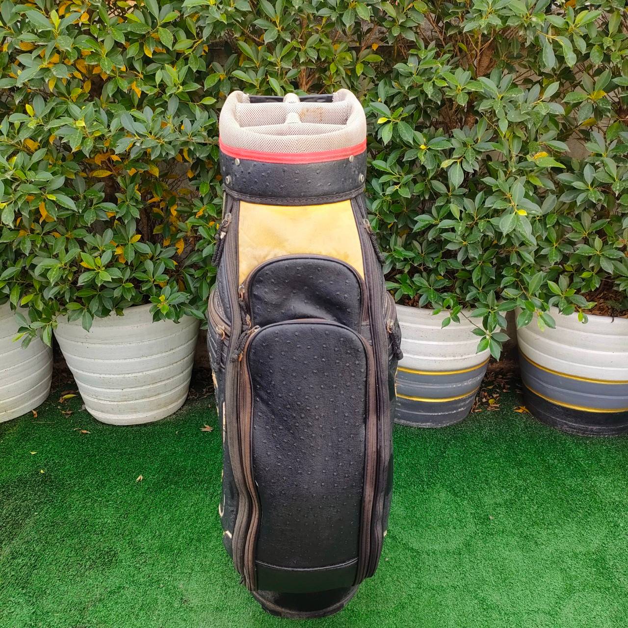 ถุงกอล์ฟ GOSEN มือสอง ของแท้ถุง TOUR ใบใหญ่ มีลอก บ้าง ดูไม่ใหม่มาก