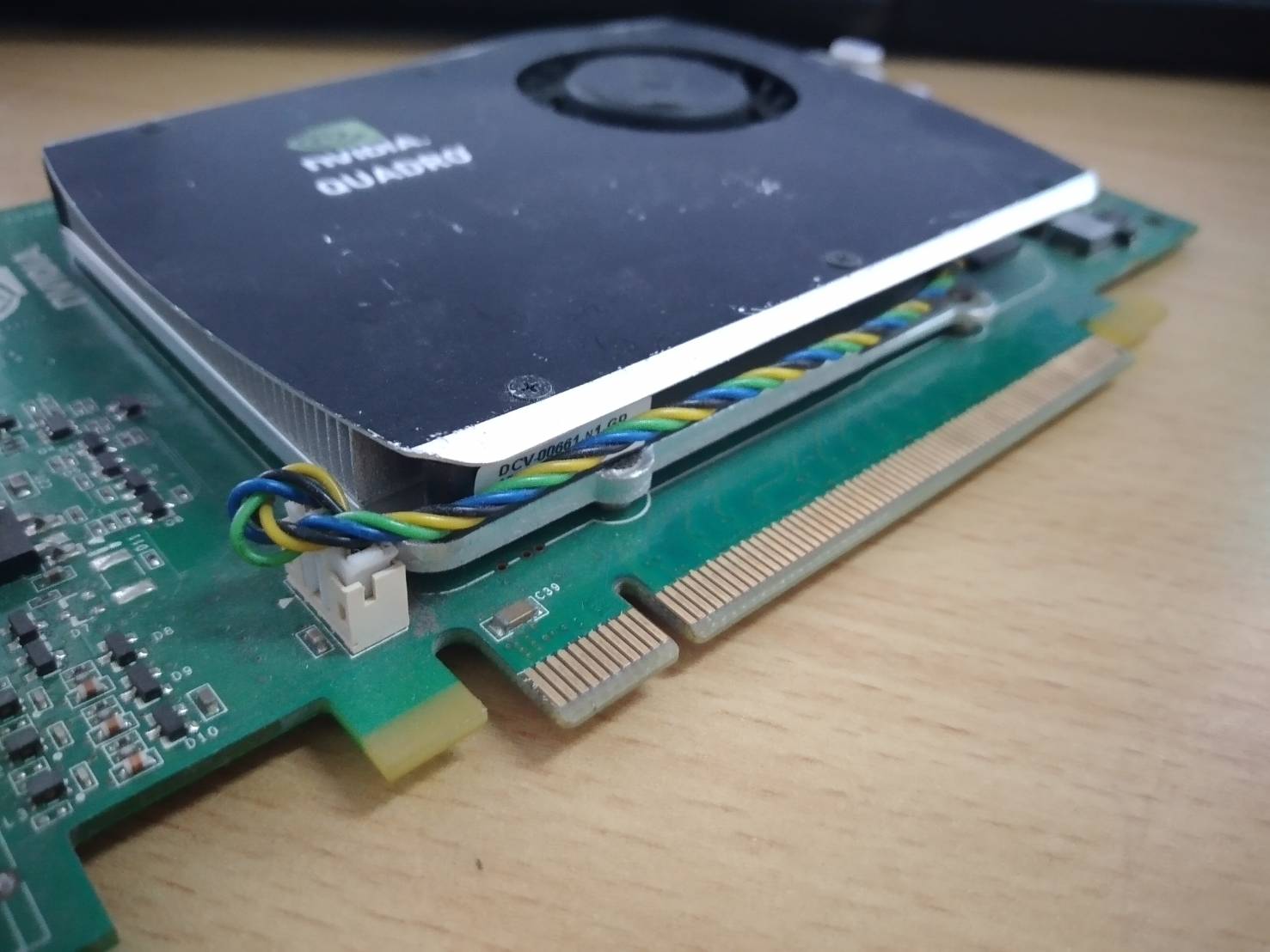 0R784K Dell 512mb NVIDIA QUADRO FX 580 PCI Express Video Graphics Card