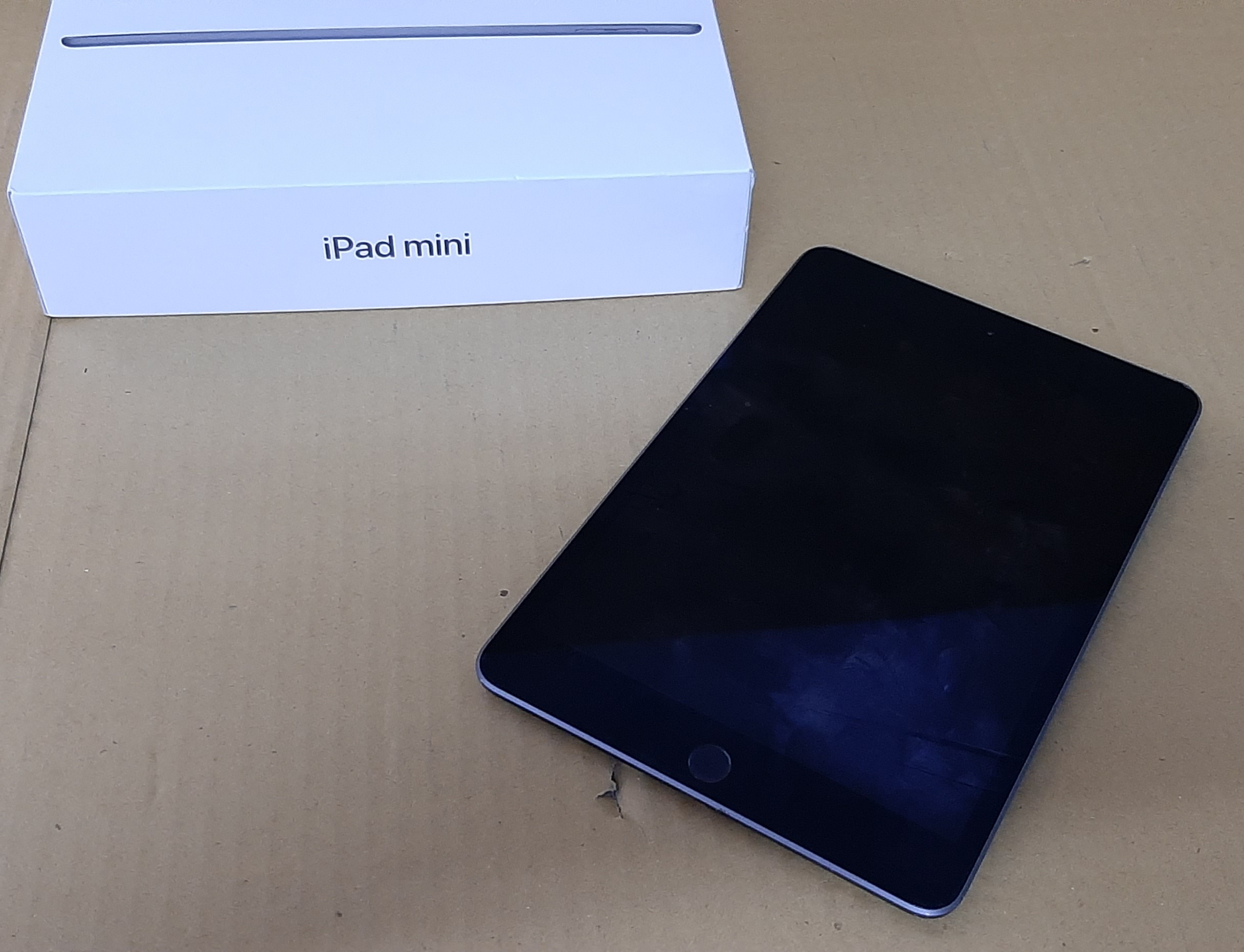 iPad มือสอง Mini 5 ประกันร้าน 7.9-Inch (2019) 64GB Wi-Fi