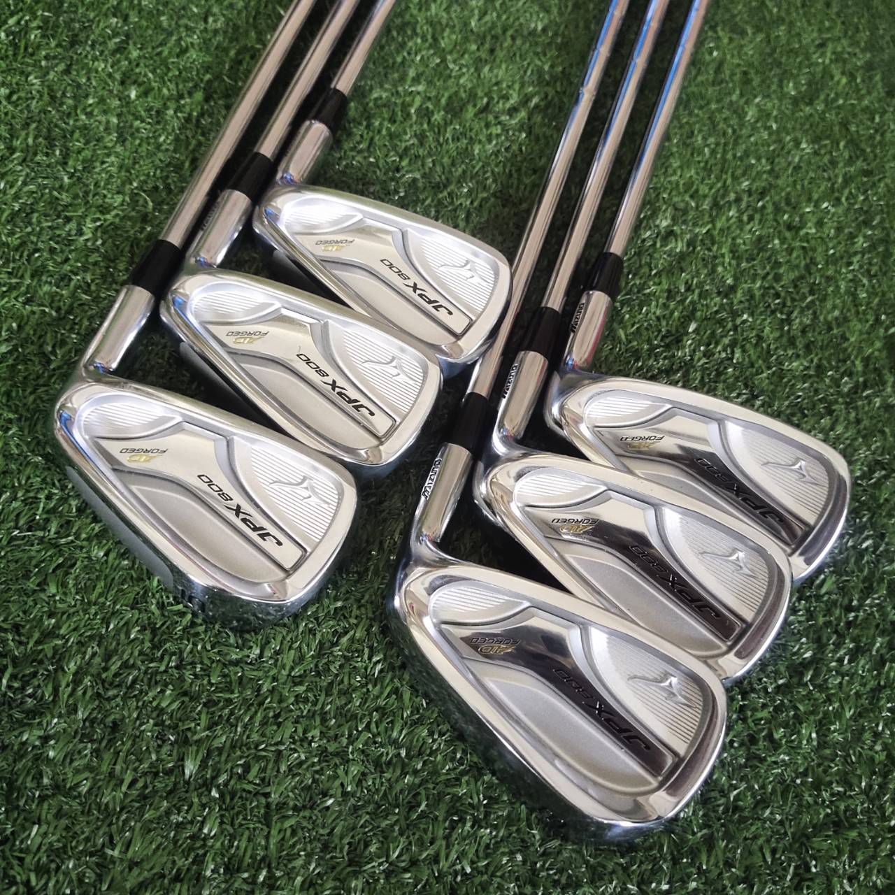 Mizuno JPX 800 AD FORGED “AD” = Amazing Distance เน้นชูจุดขายเรื่องระยะ