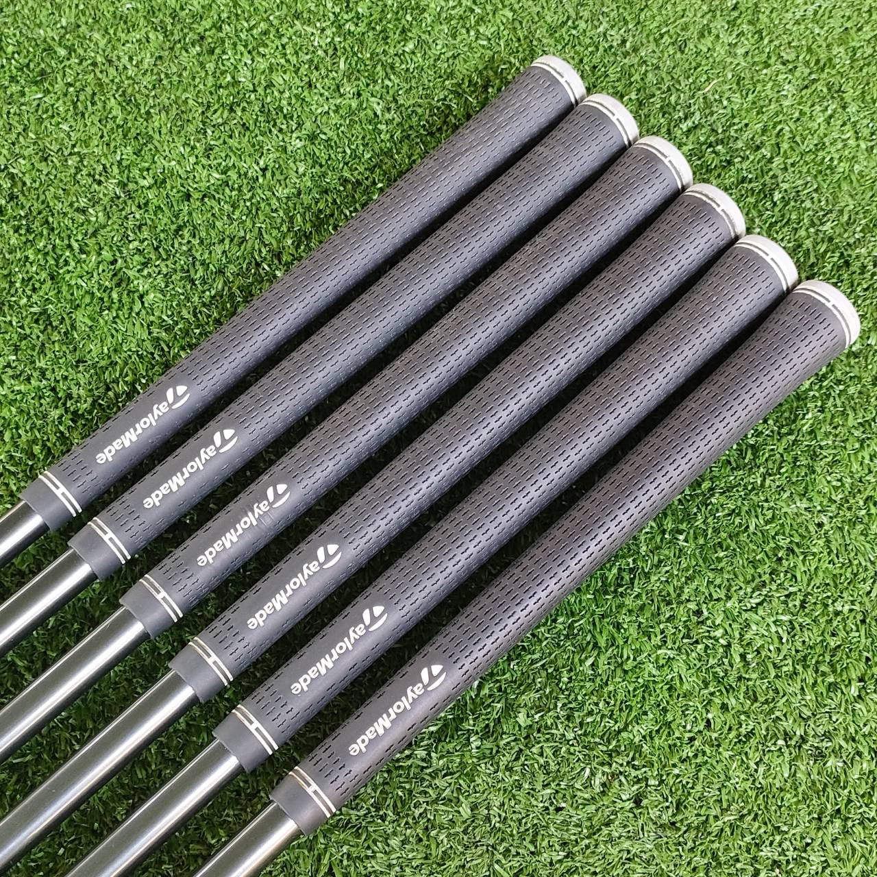 ชุดเหล็ก Taylormade M2 <ตัวใหม่> มี Speed Pocket เหล็กหน้าเด้ง ตีไกล สวยดุดัน สภาพสวยมาก ไม้กอล์ฟพรีเมี่ยมมือสอง ของแท้ By NakaraLuxurious