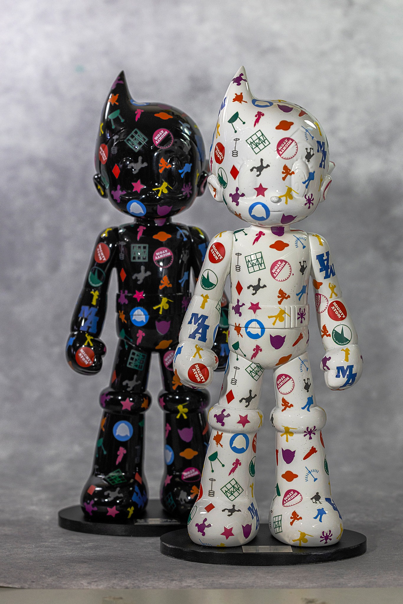 [สั่งจอง]Hung Hing Toys : FRP Astro Boy Standing Special Color