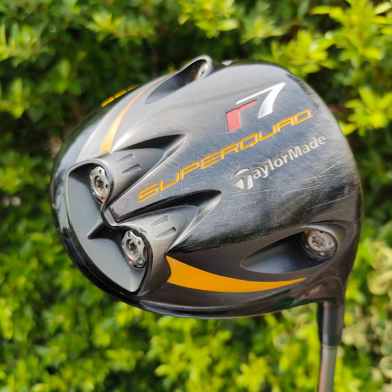 DRIVER TAYLORMADE r7 SUPERQUAD องศา 9.5 ก้าน FUJIKURA RE*AX FLEX S ไขปรับได้หลายจุด ตีทั้งตรงและไกล!!! ไม้กอล์ฟมือสอง ของแท้ BY NakaraLuxurious