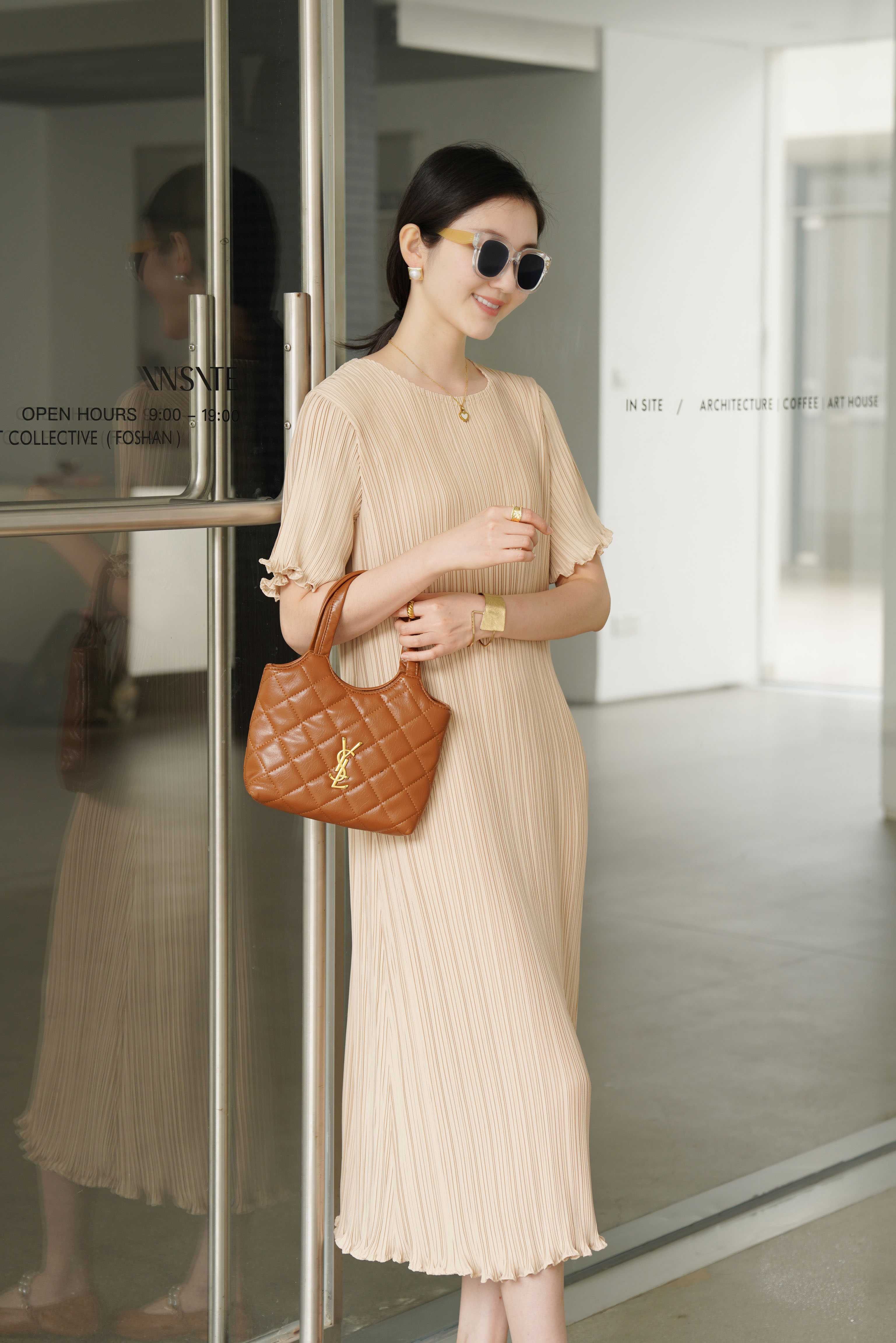 ปรับราคาลง20%!! 2MUAY รุ่น GJO5323 เดรสพลีทคุณภาพ GLAM SHORT SLEEVE PLEATED DRESS 7 สี FREE SIZE