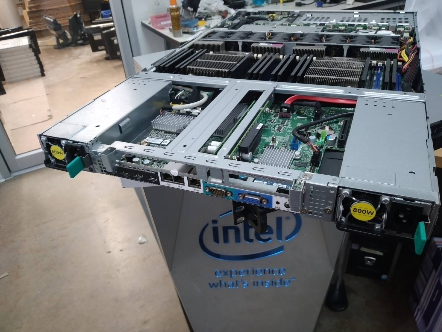 Server NEC Express5800 /R120d-1M ลดราคากระหน่ำ คนซื้อคุ้มแน่นอน