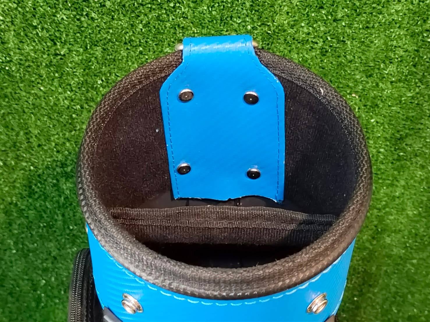 ถุงกอล์ฟ HALF SET PGM ขาตั้ง