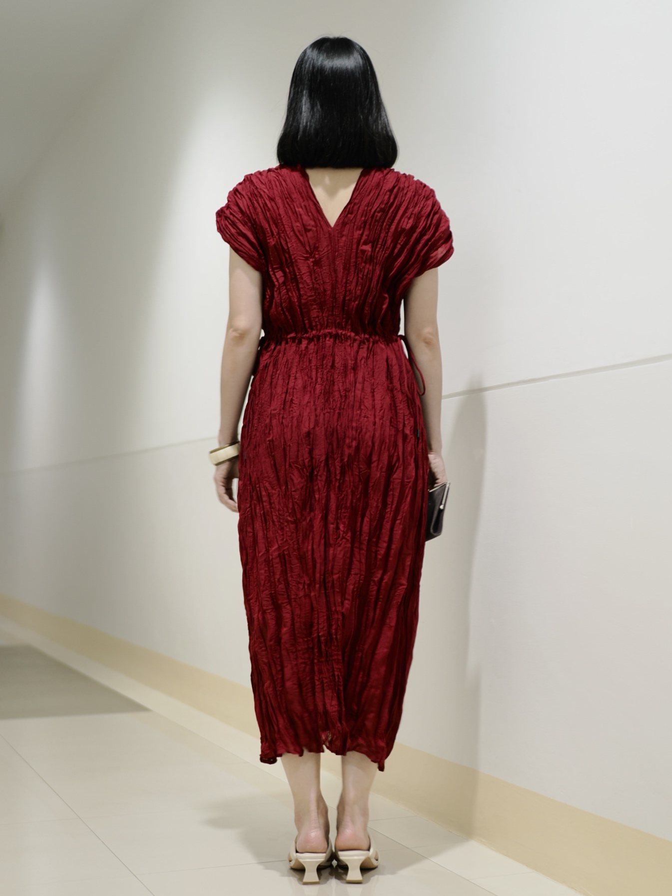 ปรับราคาลง20%!! 2MUAY รุ่น GJO3558 เดรสพลีทคุณภาพ V NECK WAIST TIE PLEATED DRESS 6 สี FREE SIZE