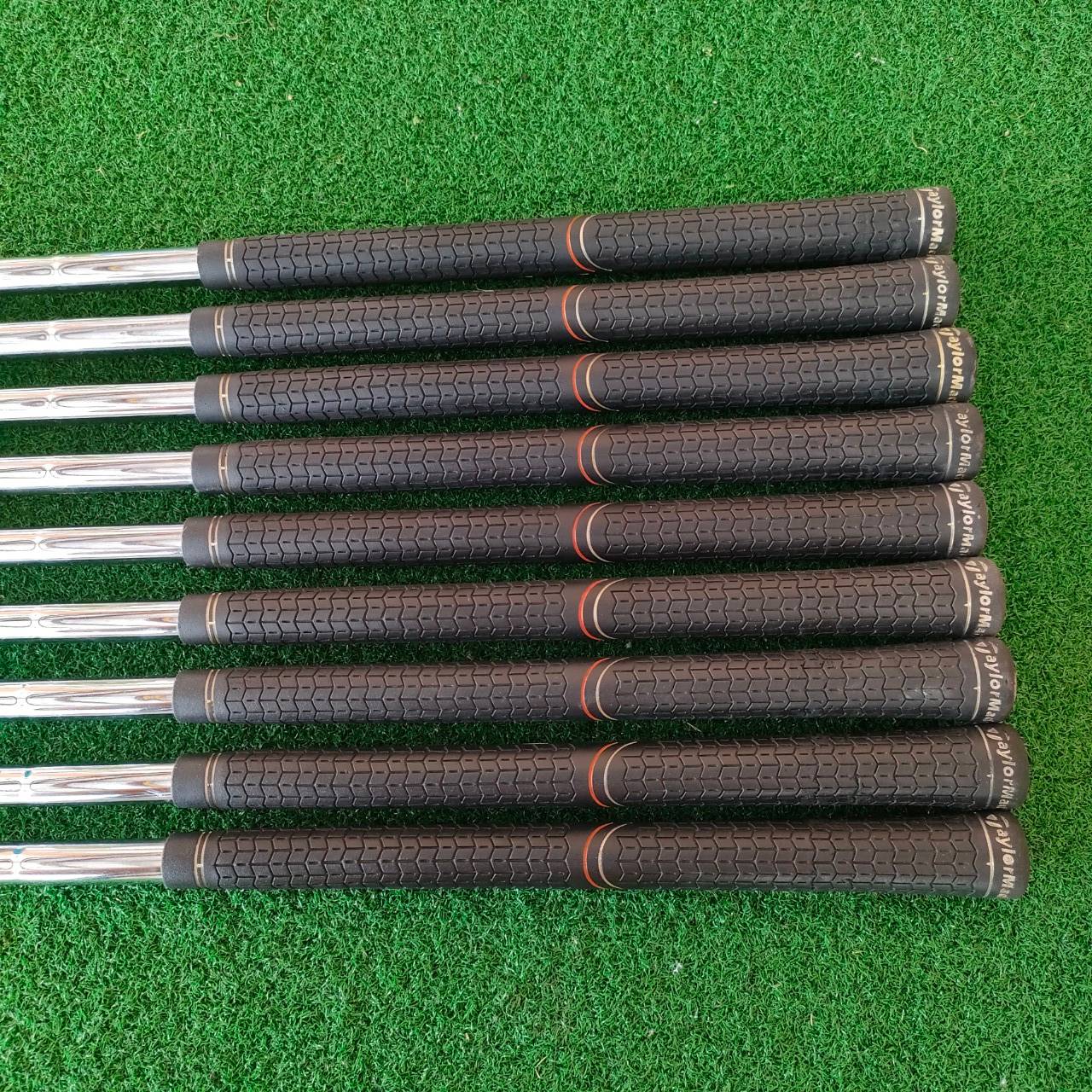 ชุดเหล็ก TAYLORMADE BURNER 2.0 มีเหล็ก 4-9 PW AW SW ก้าน N.S.PRO FLEX R ก้านสุดพรีเมี่ยม เบาสบาย ตีแม่น ใบใหญ่เน้นตีง่าย เพิ่มระยะกว่าทุกซีรี่ สภาพสวยมาก เดิมๆทั้งชุดครับ